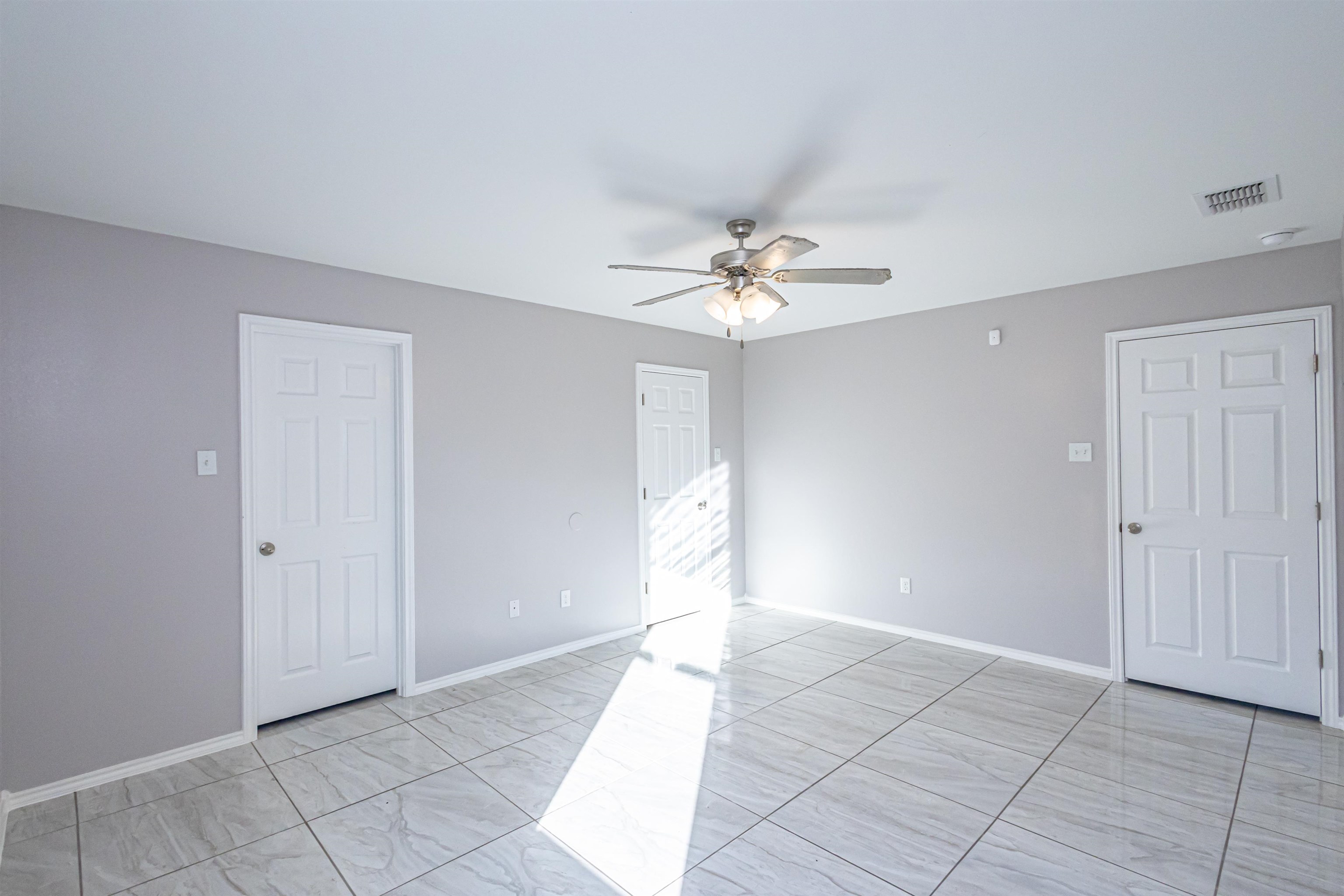 1508 Tesis Dr. Property Photo 17