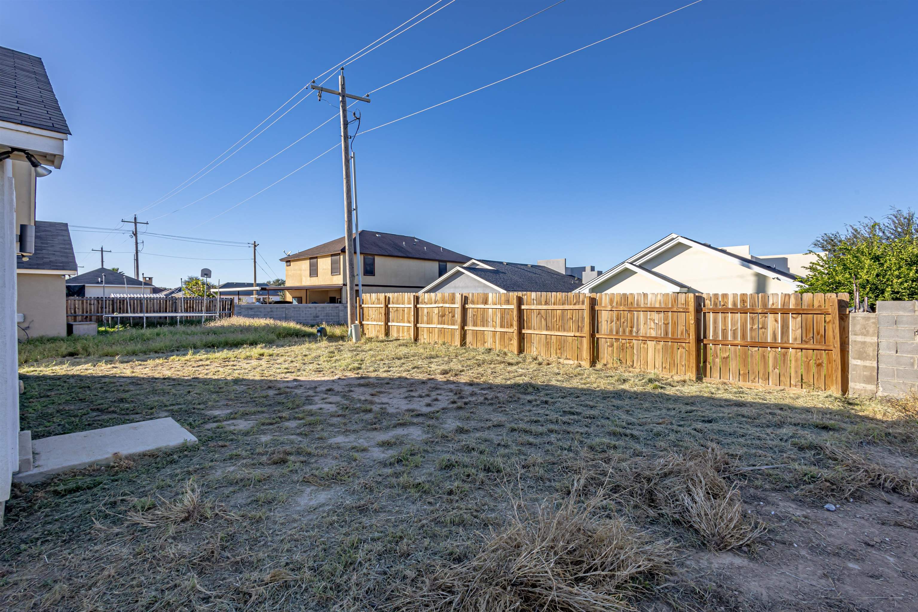 1508 Tesis Dr. Property Photo 21