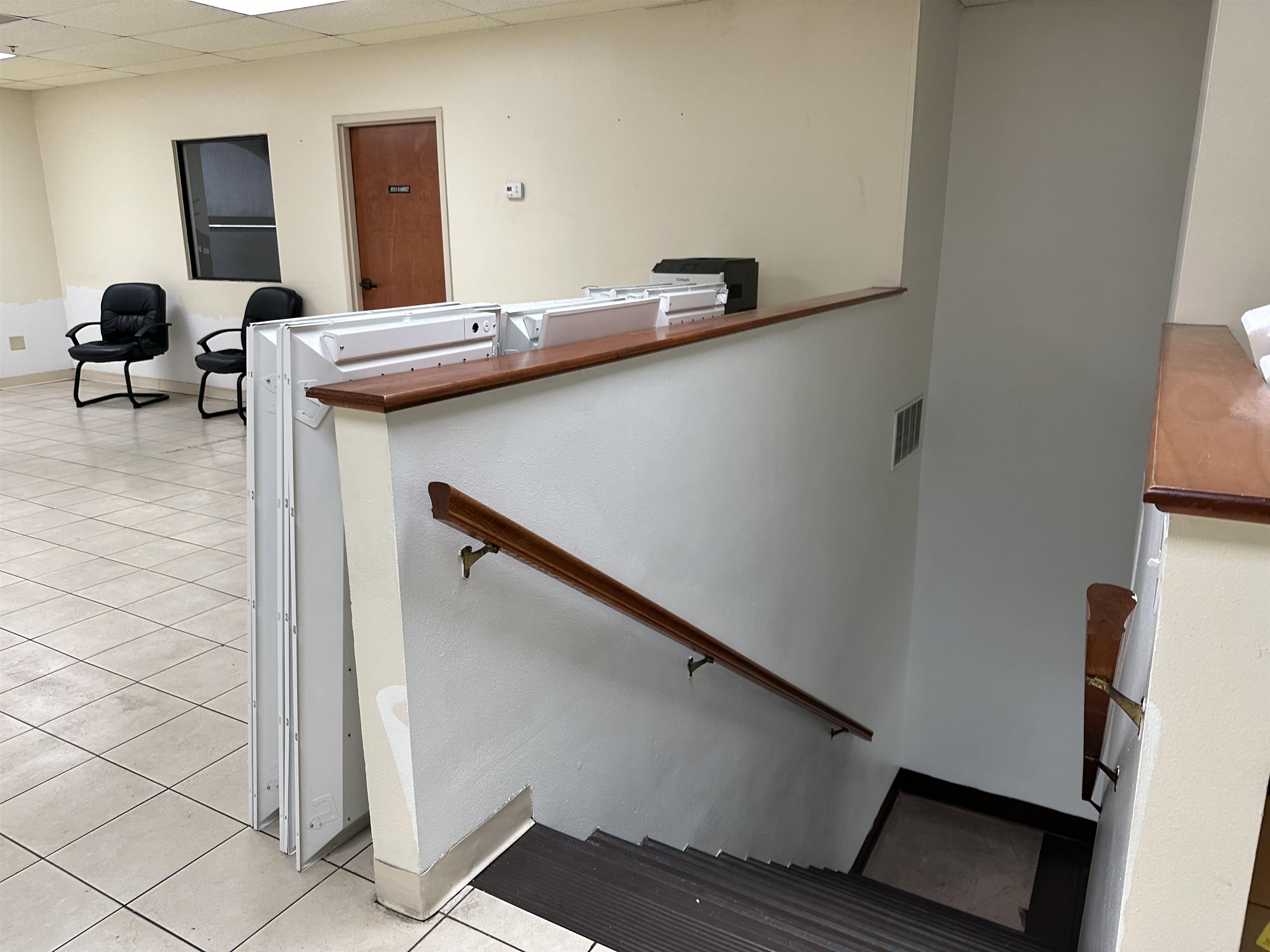 12018 Auburn Rd Property Photo 17
