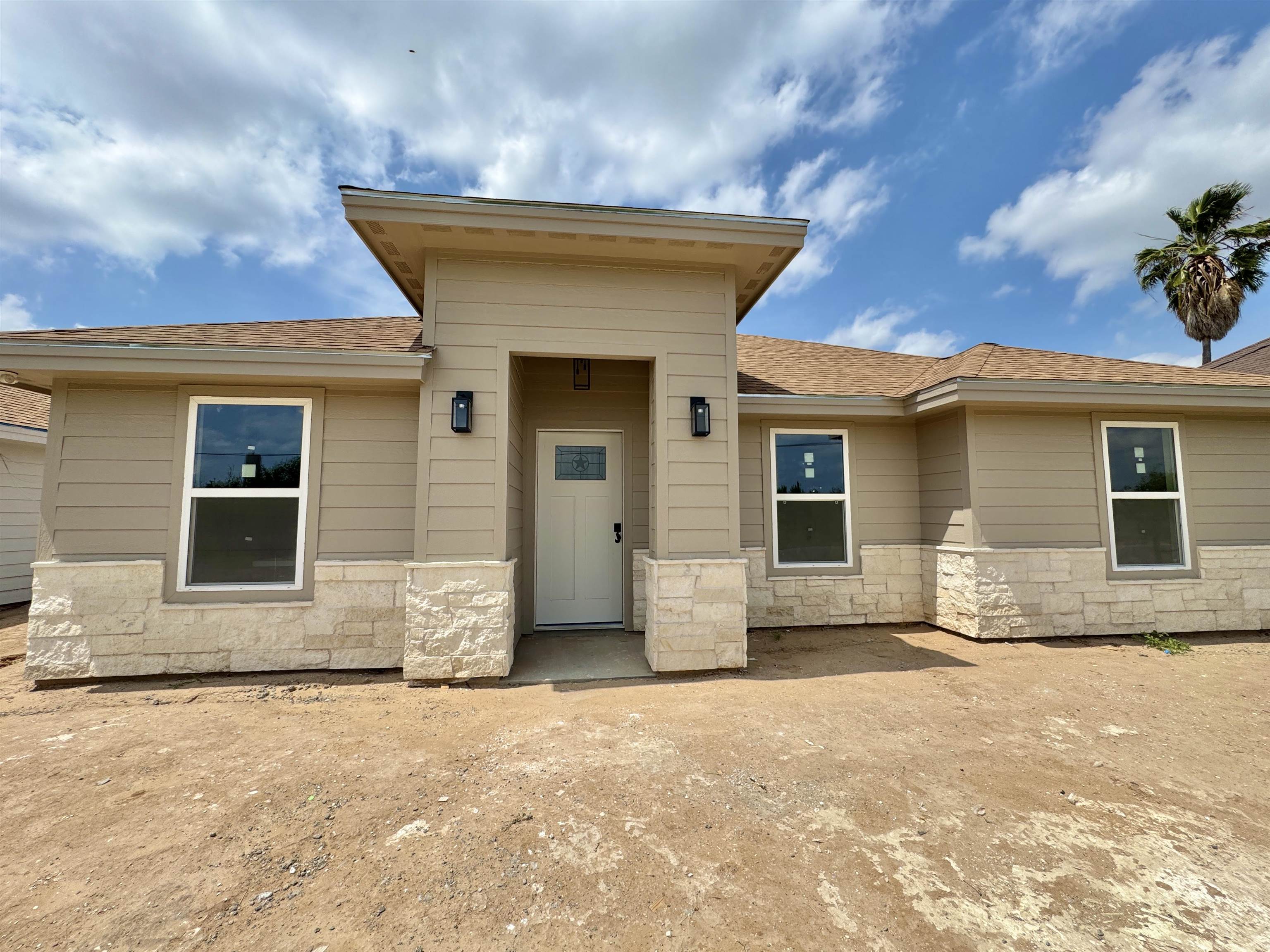 5213 Pena Ln Property Photo 1