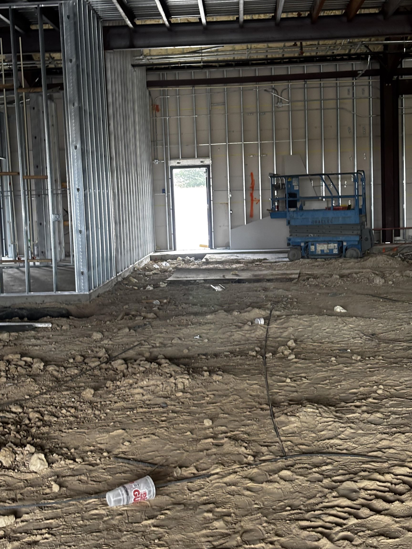 10901 International Blvd Property Photo 4