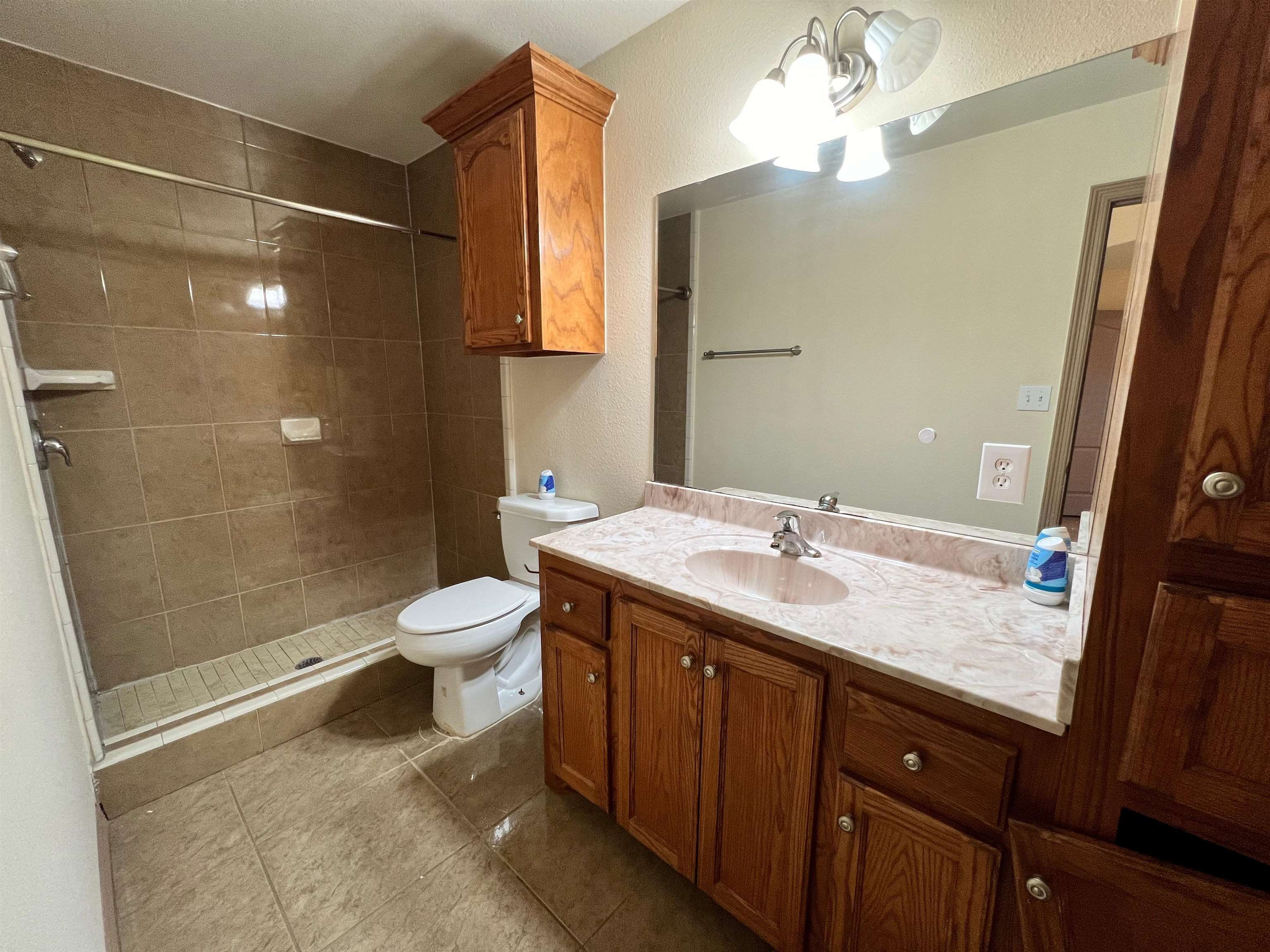 125 Cardinal St. Property Photo 17