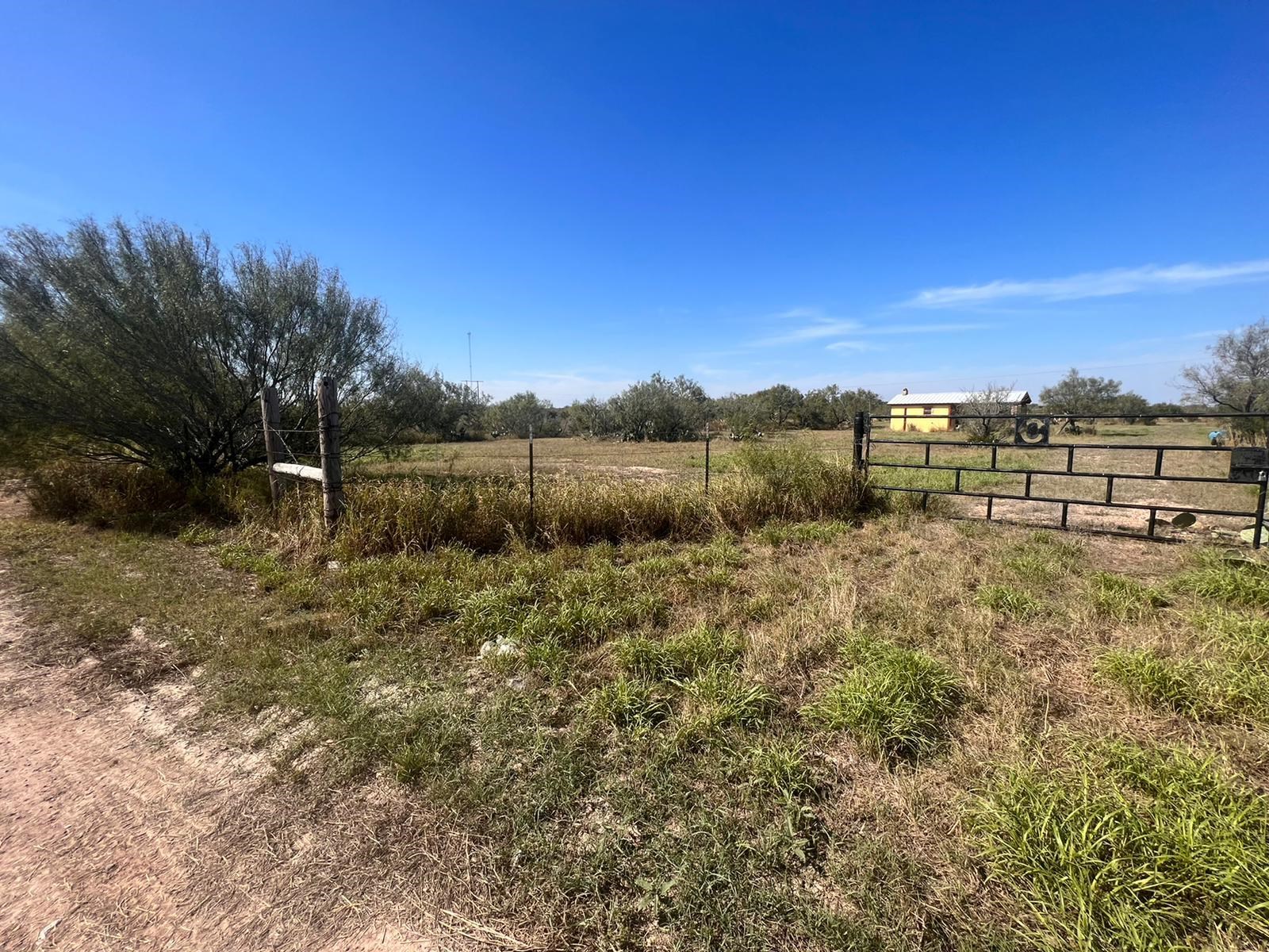 202 Camino Bolivar Property Photo 1