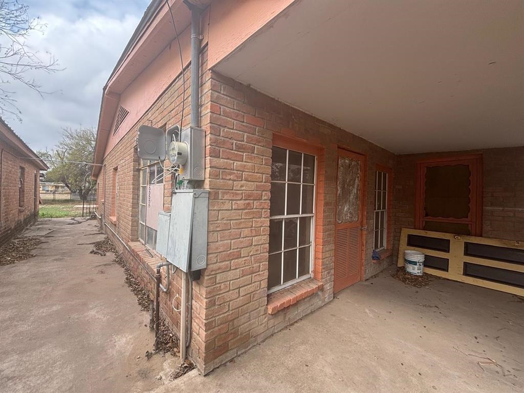 1816 Anna Ave Property Photo 3