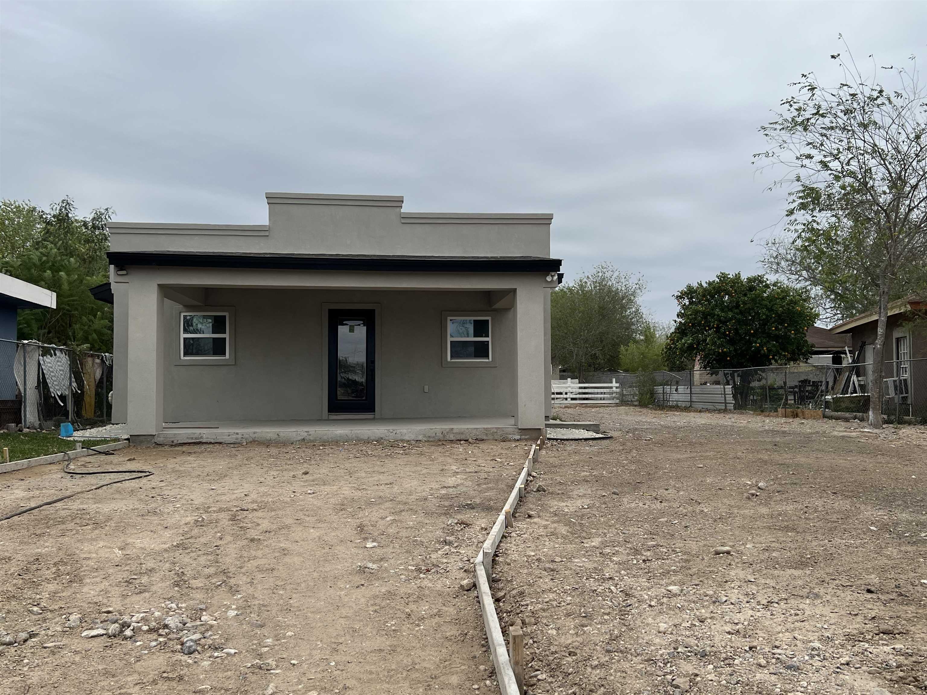 404 Morales Property Photo 1
