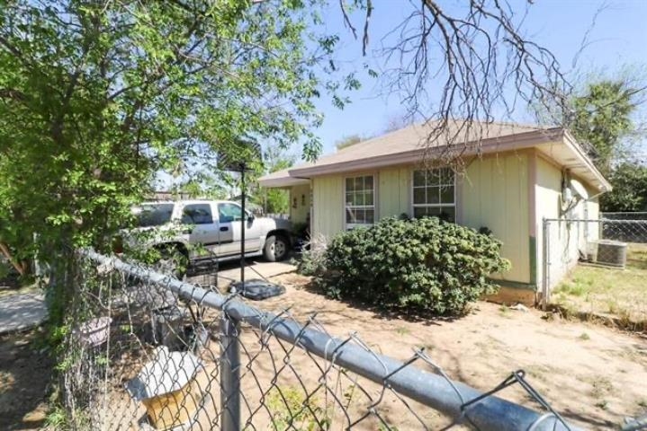 1102 Musser St Property Photo 11
