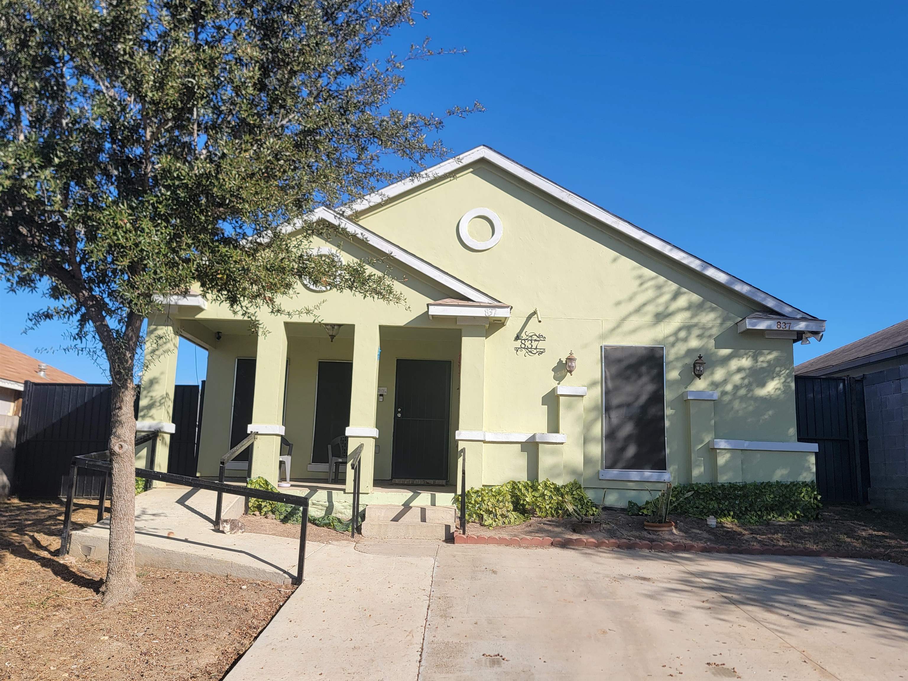 837 George Read Dr