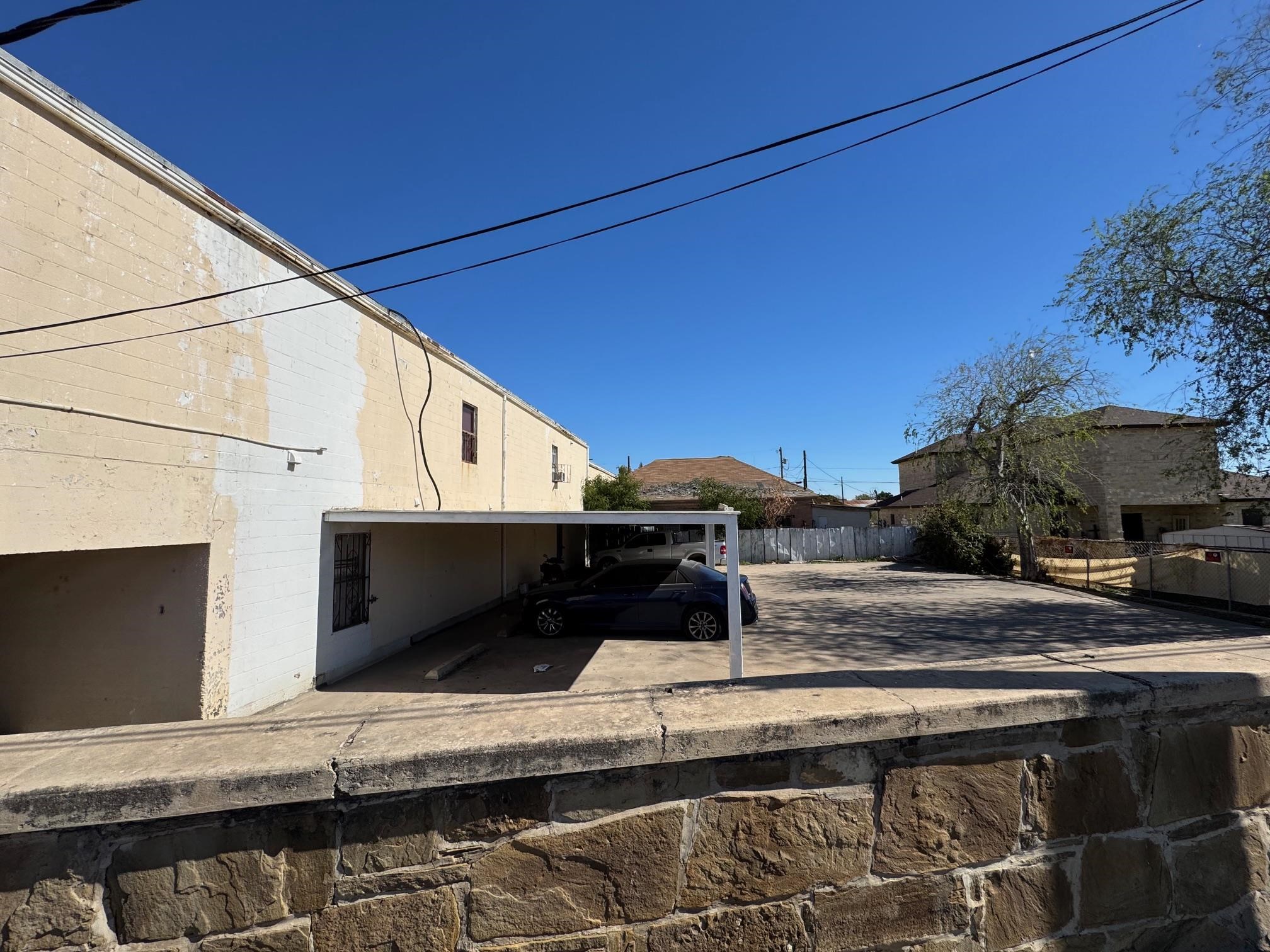 920 San Ignacio Ave Property Photo 11