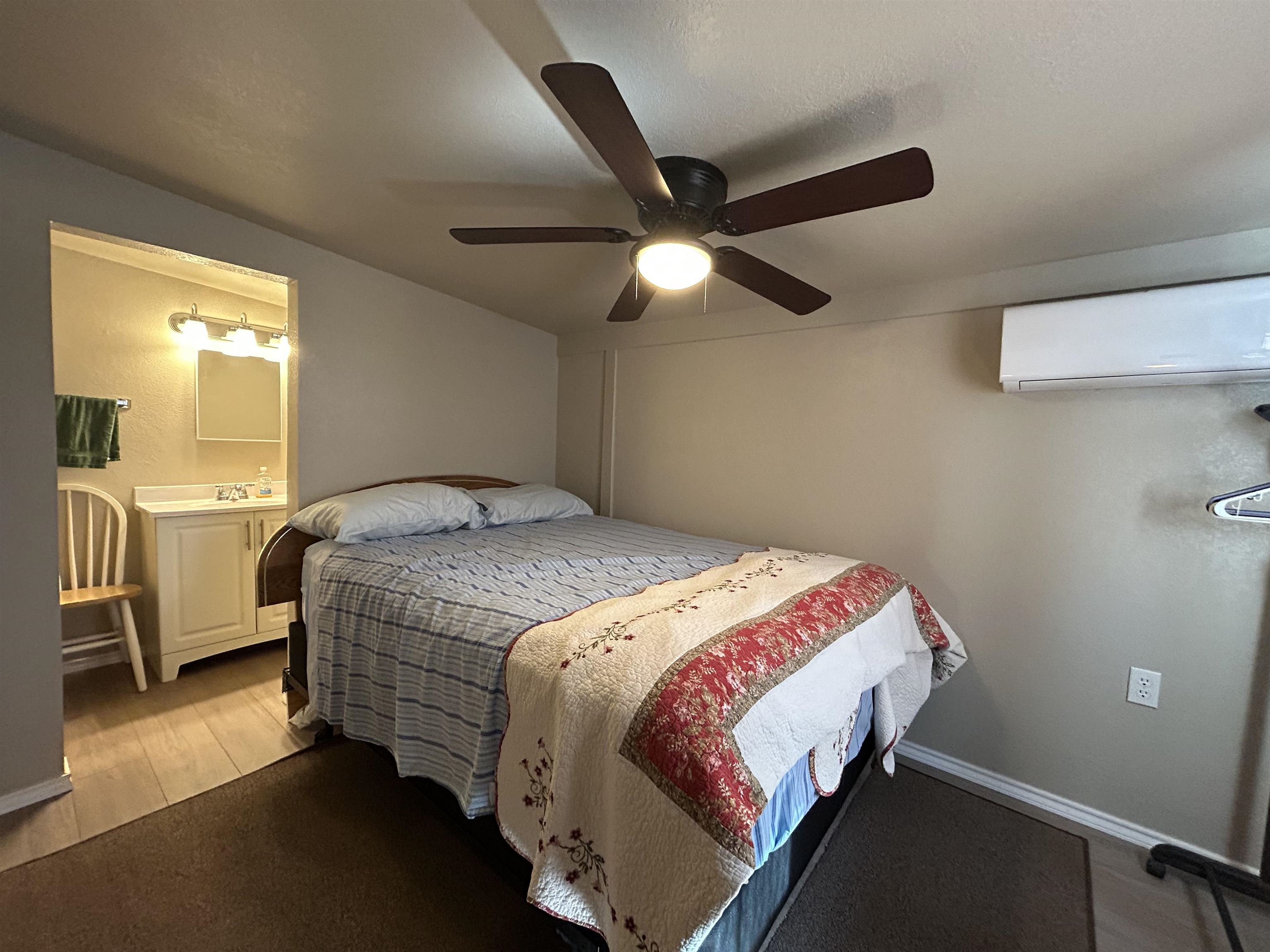 149 Palm Place Property Photo 10