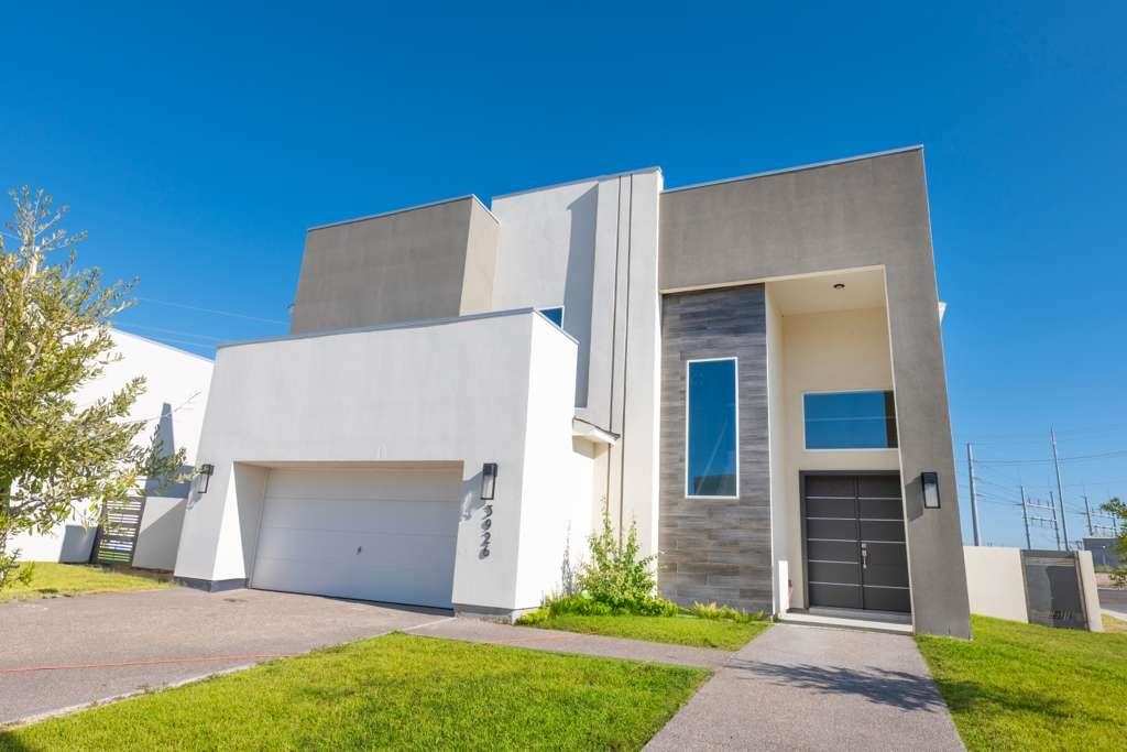 3926 Sun Valley Dr. Property Photo 1