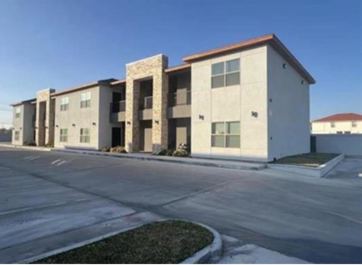 7608 Rocio Dr 3 Property Photo 1