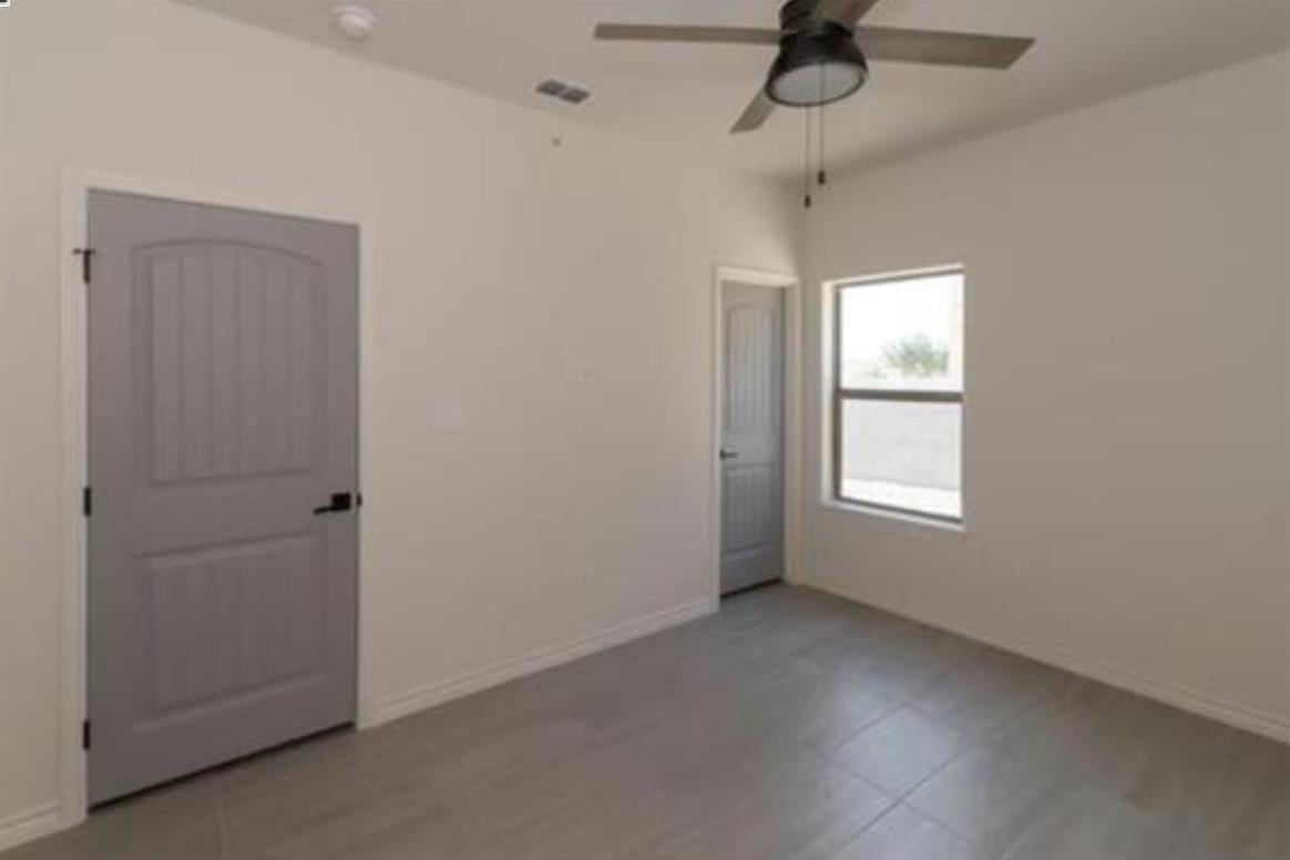 7608 Rocio Dr 3 Property Photo 6