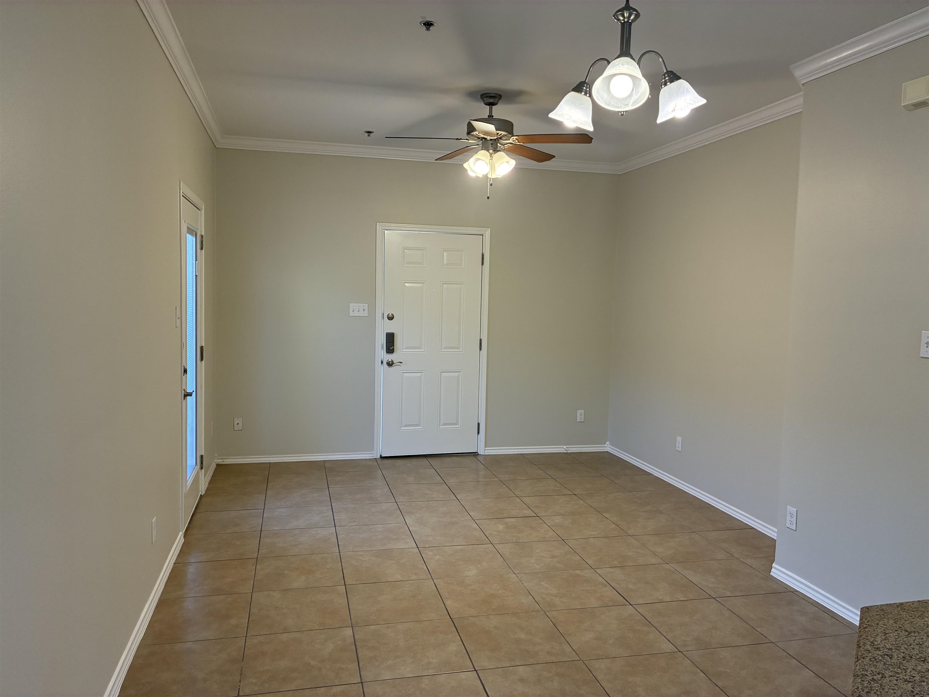 5402 Marcella Ave #102a Property Photo 3