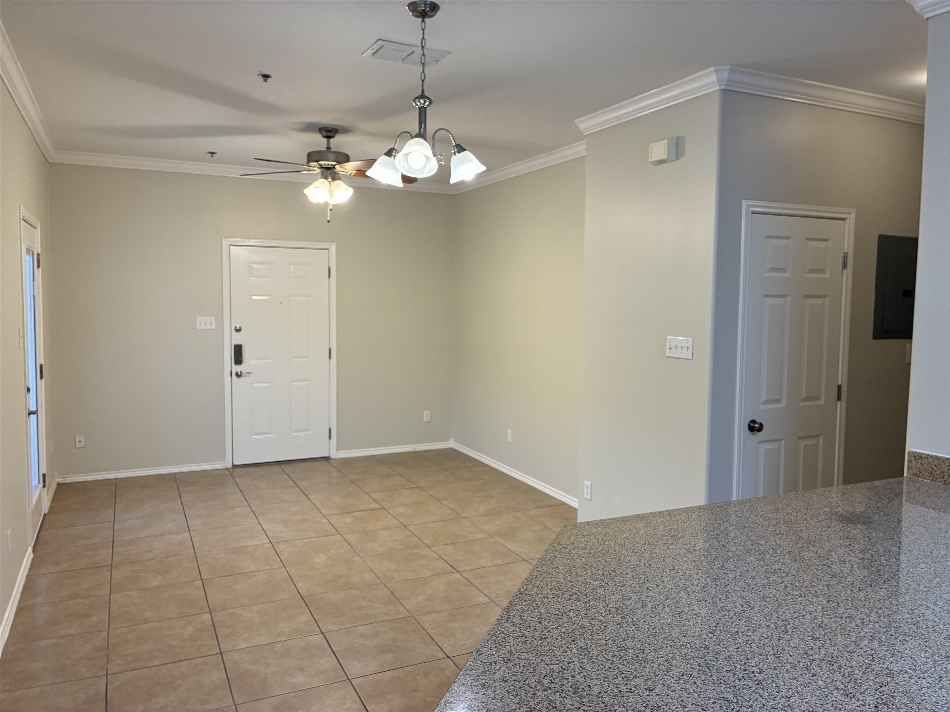 5402 Marcella Ave #102a Property Photo 5