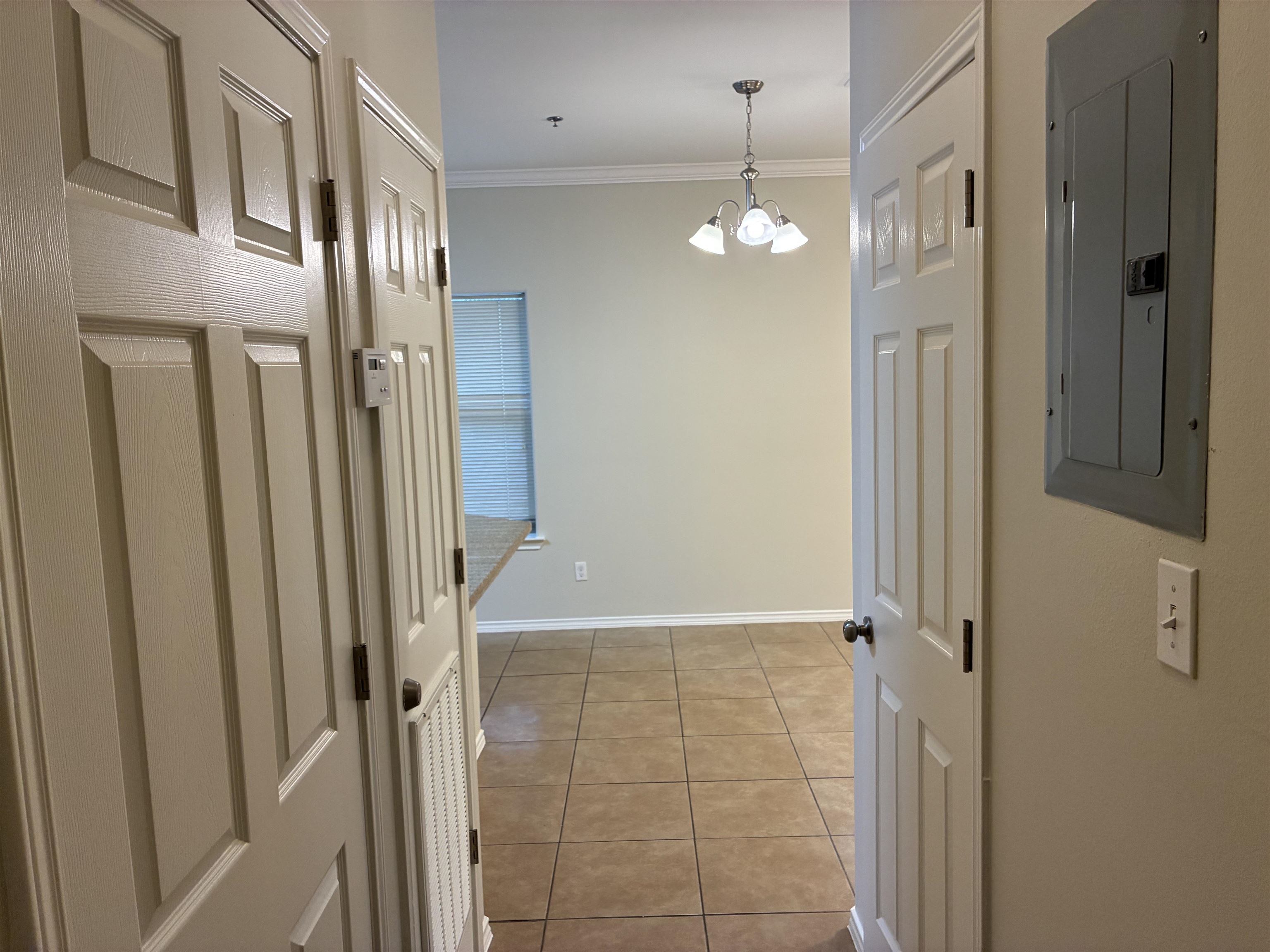 5402 Marcella Ave #102a Property Photo 11