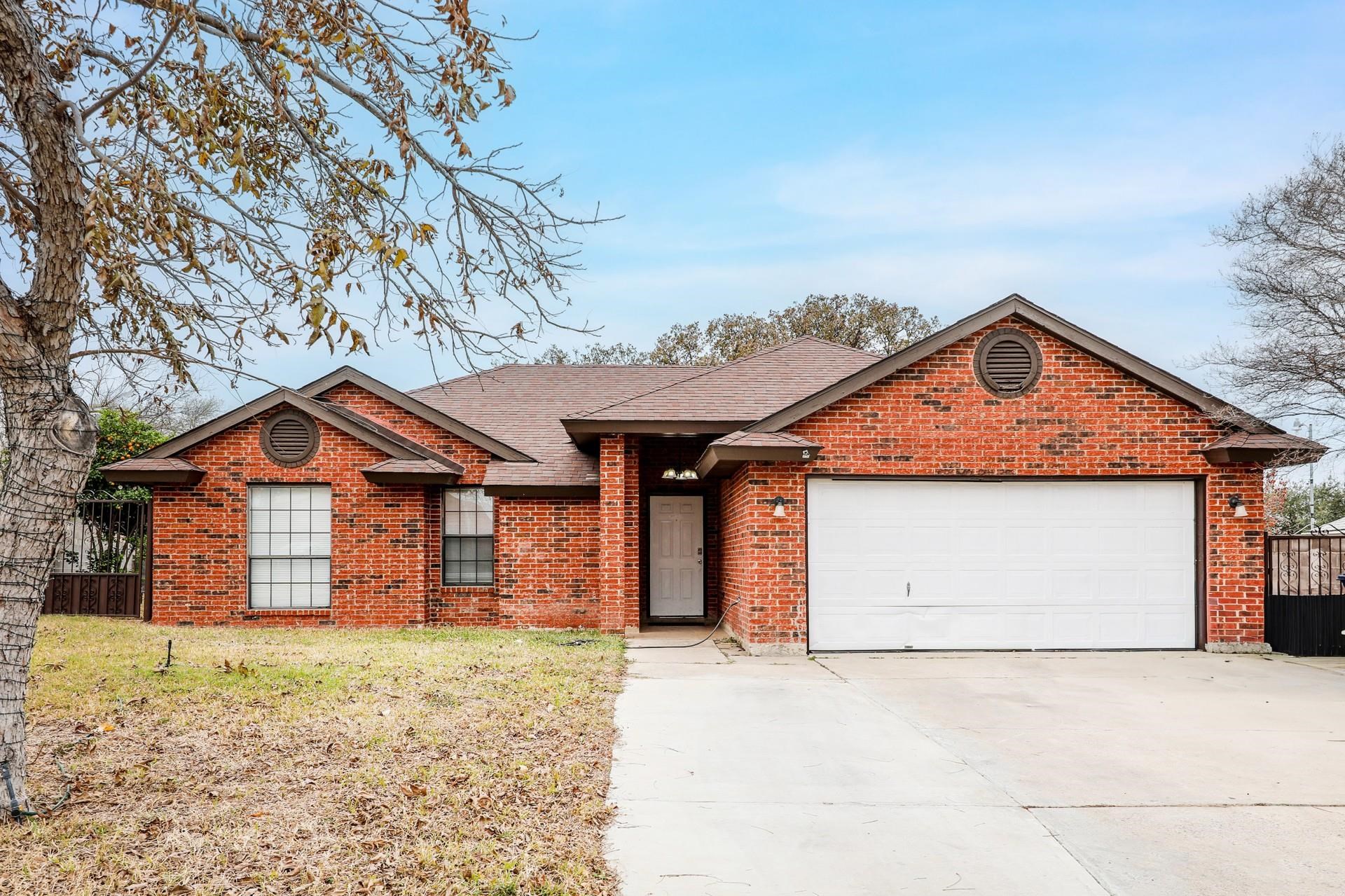 8812 Shama Cir Property Photo 1