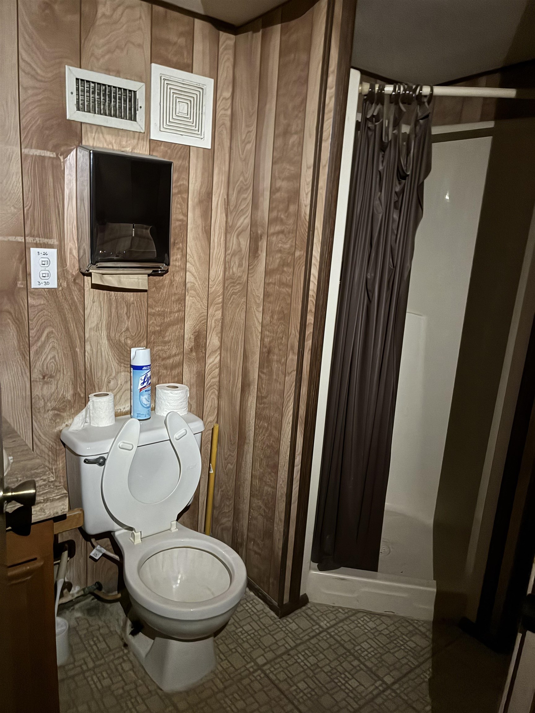401 Santa Maria Ave Property Photo 11