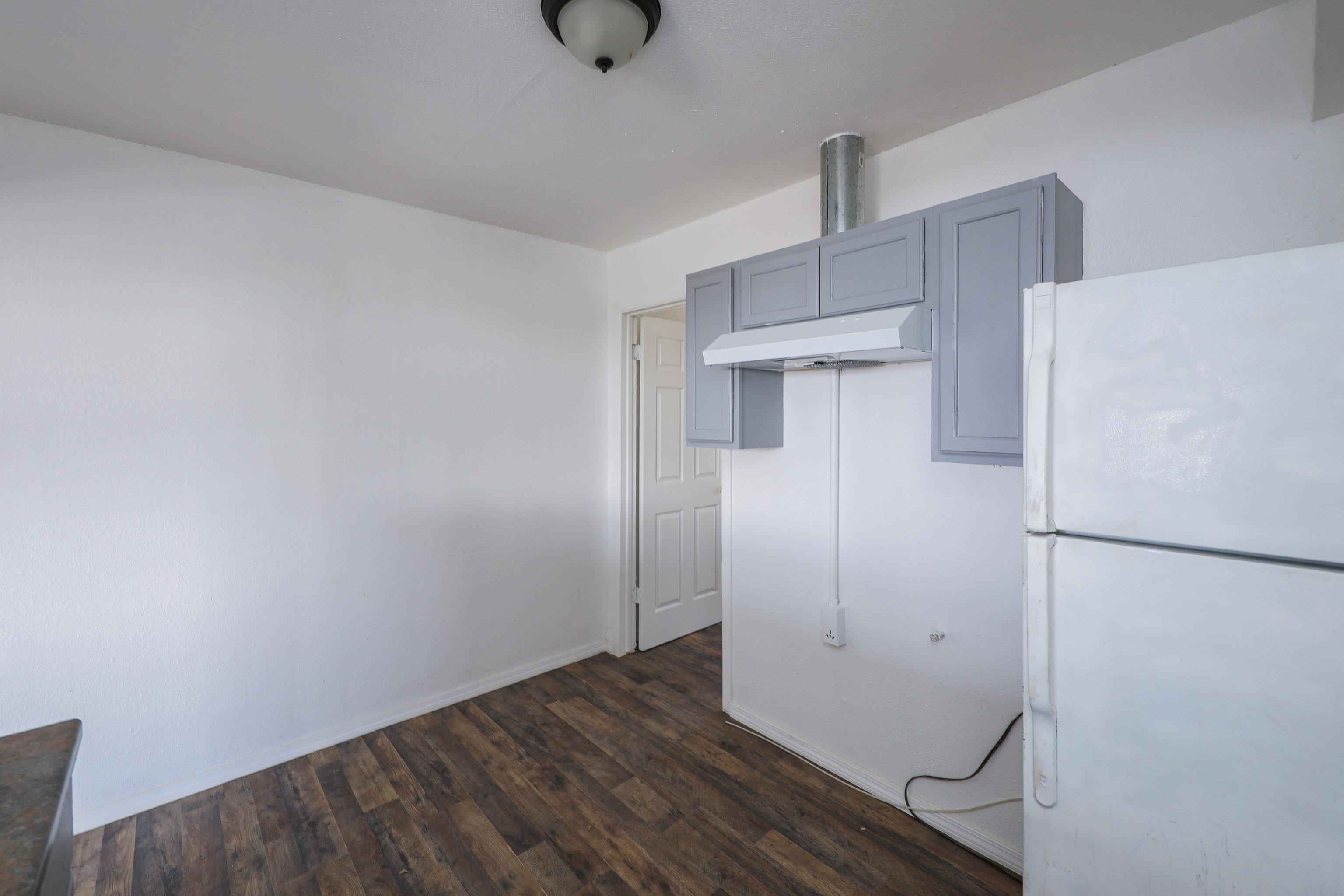 1001 Reynolds St 8 Property Photo 13