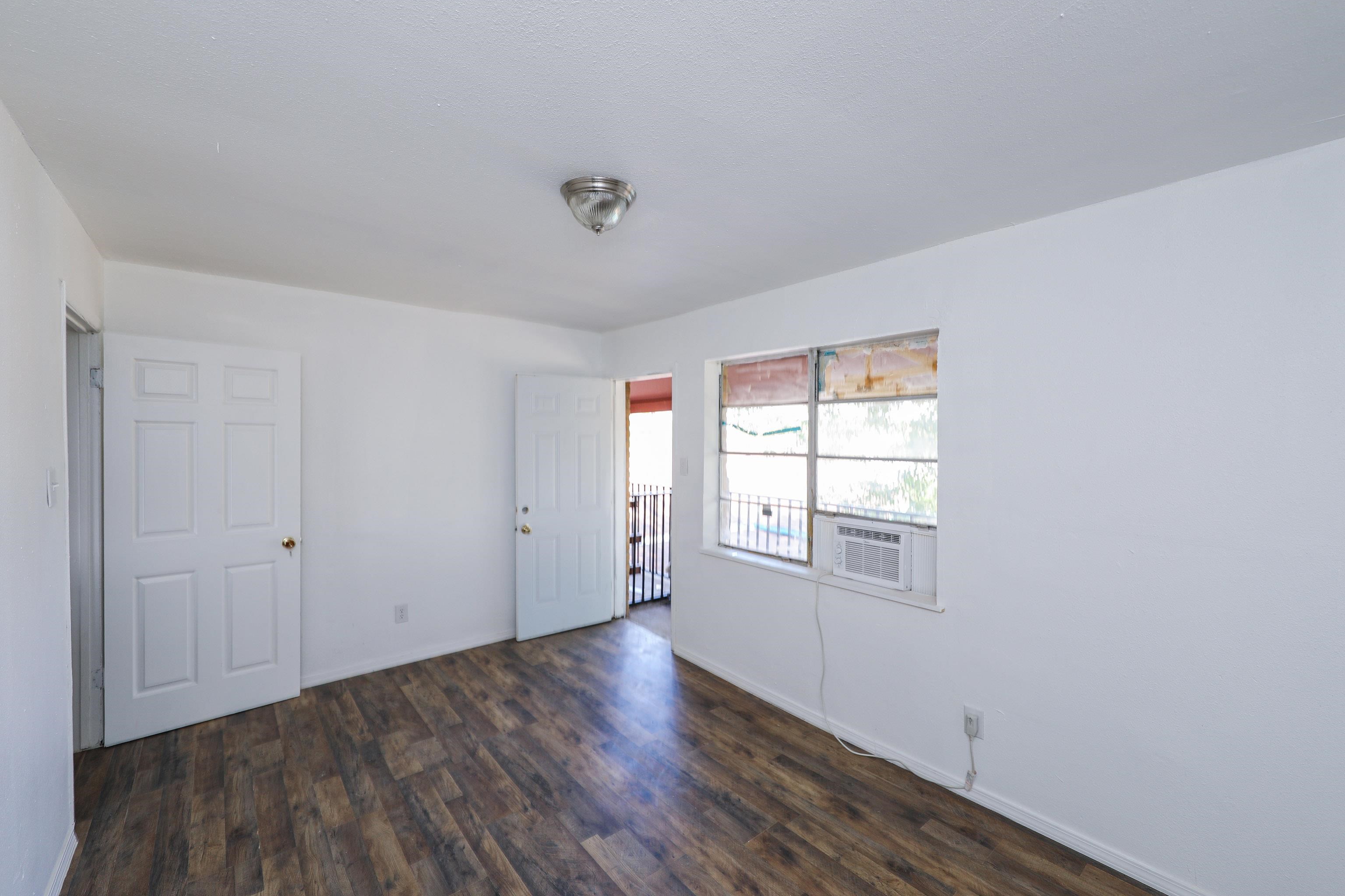 1001 Reynolds St 8 Property Photo 15