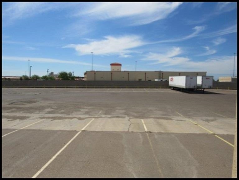 502 Nafta Blvd Property Photo 22