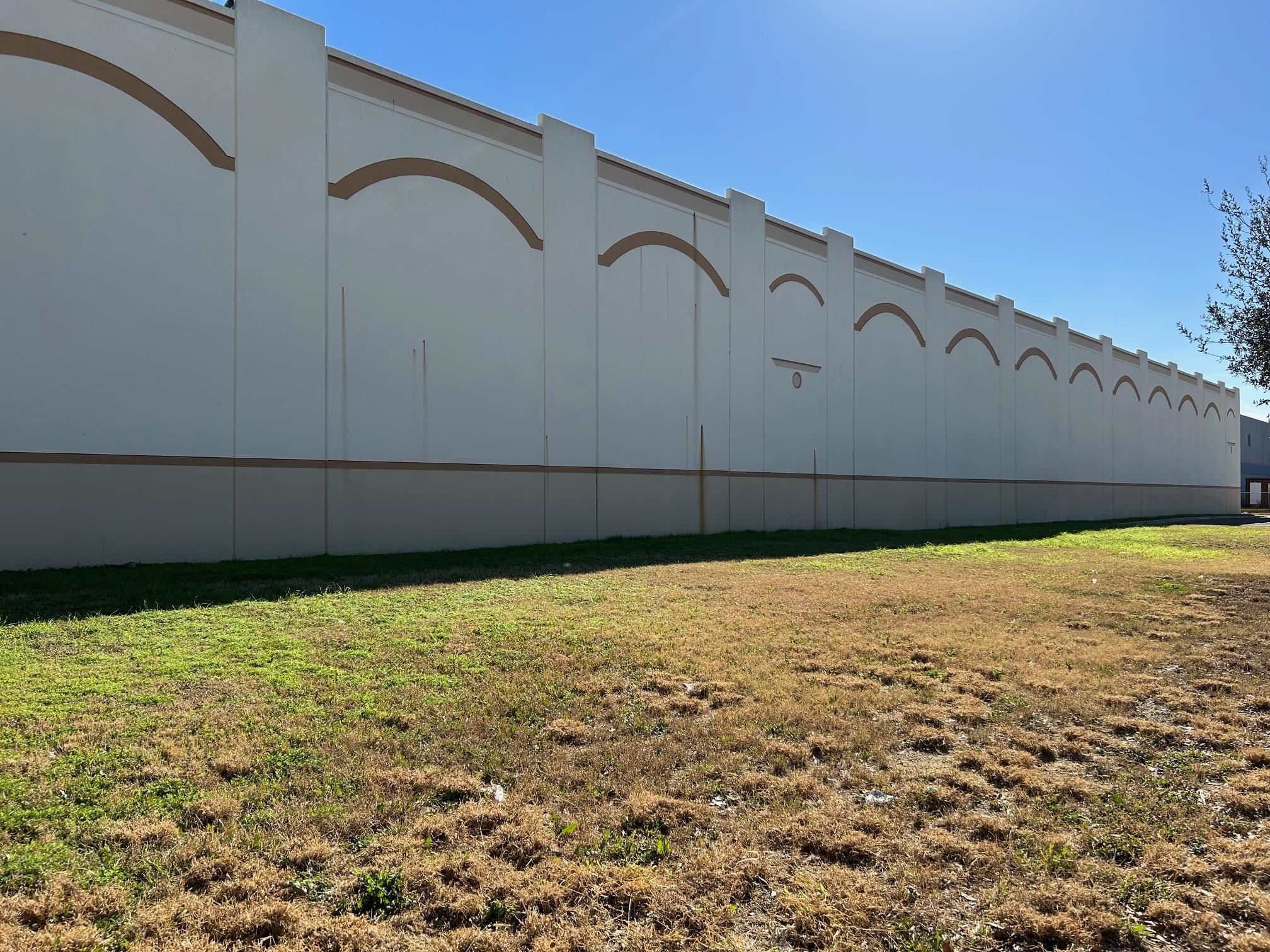 502 Nafta Blvd Property Photo 26