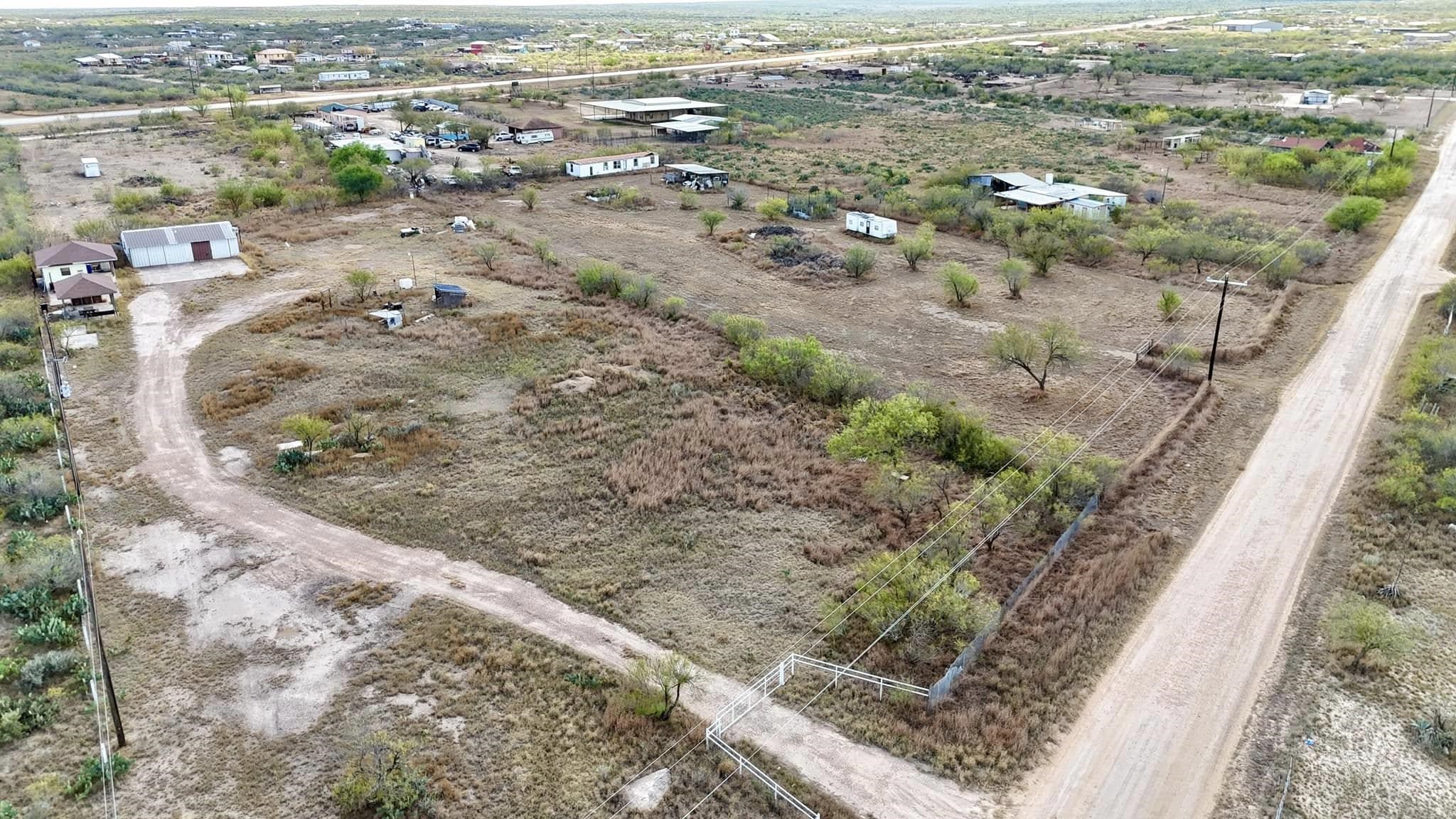 369 Camino Del Sur Property Photo 3