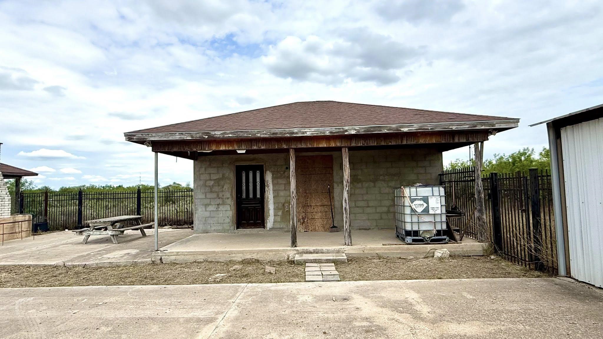 369 Camino Del Sur Property Photo 6