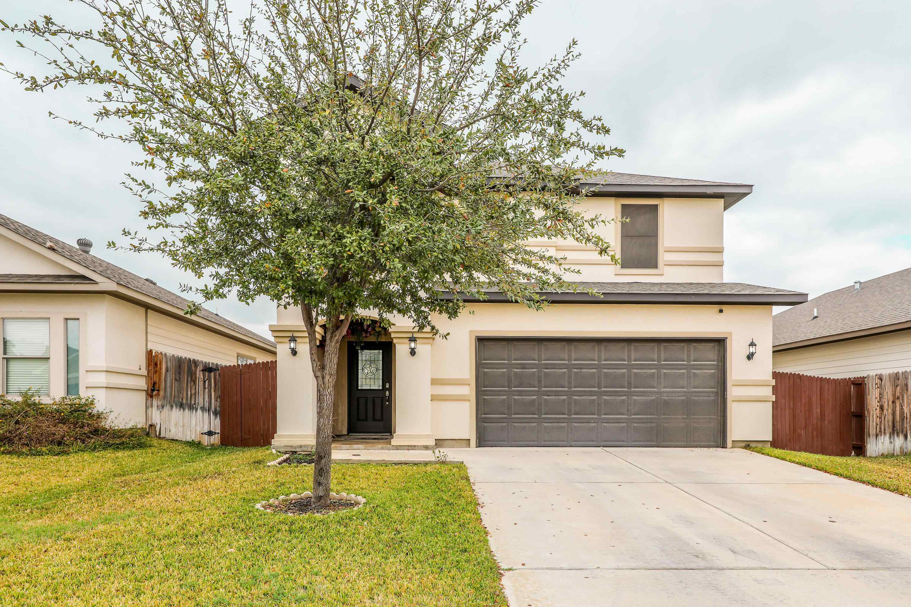 11121 Palmillas Loop Property Photo 1