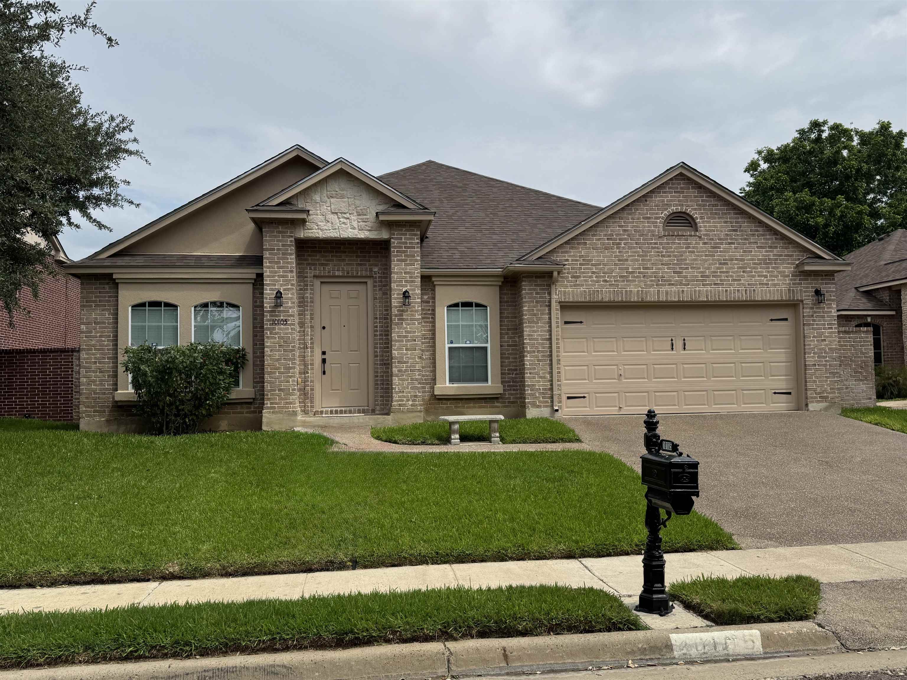 10105 Caballo Dr Property Photo 1