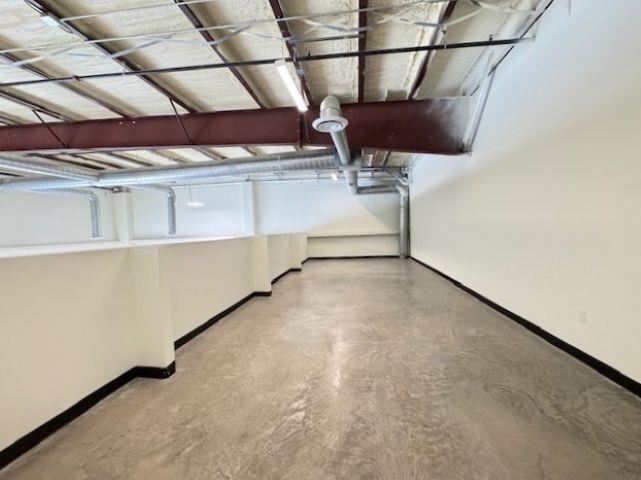 405 Crossroads St Property Photo 24