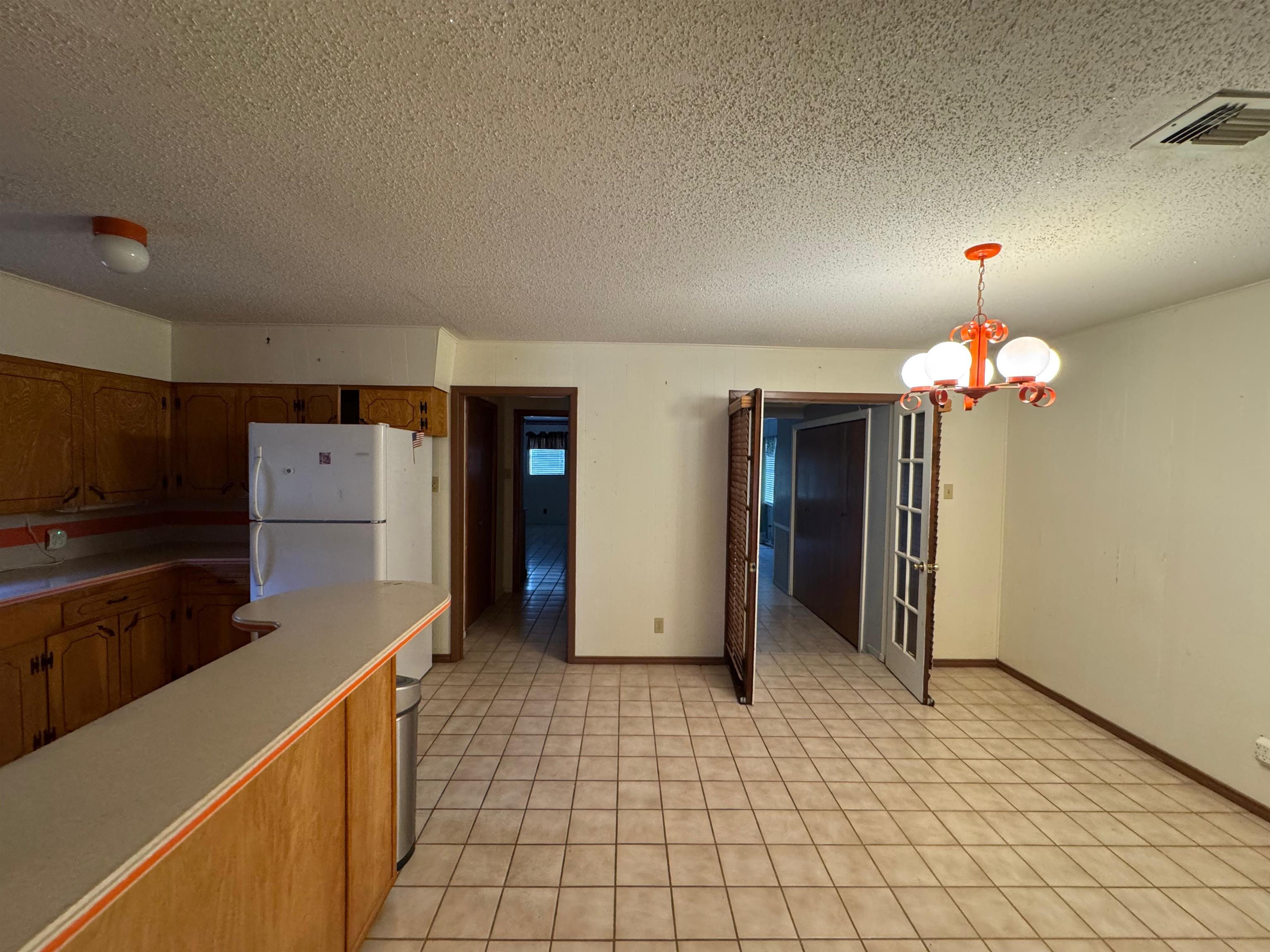 703 W Viggo St Property Photo 9