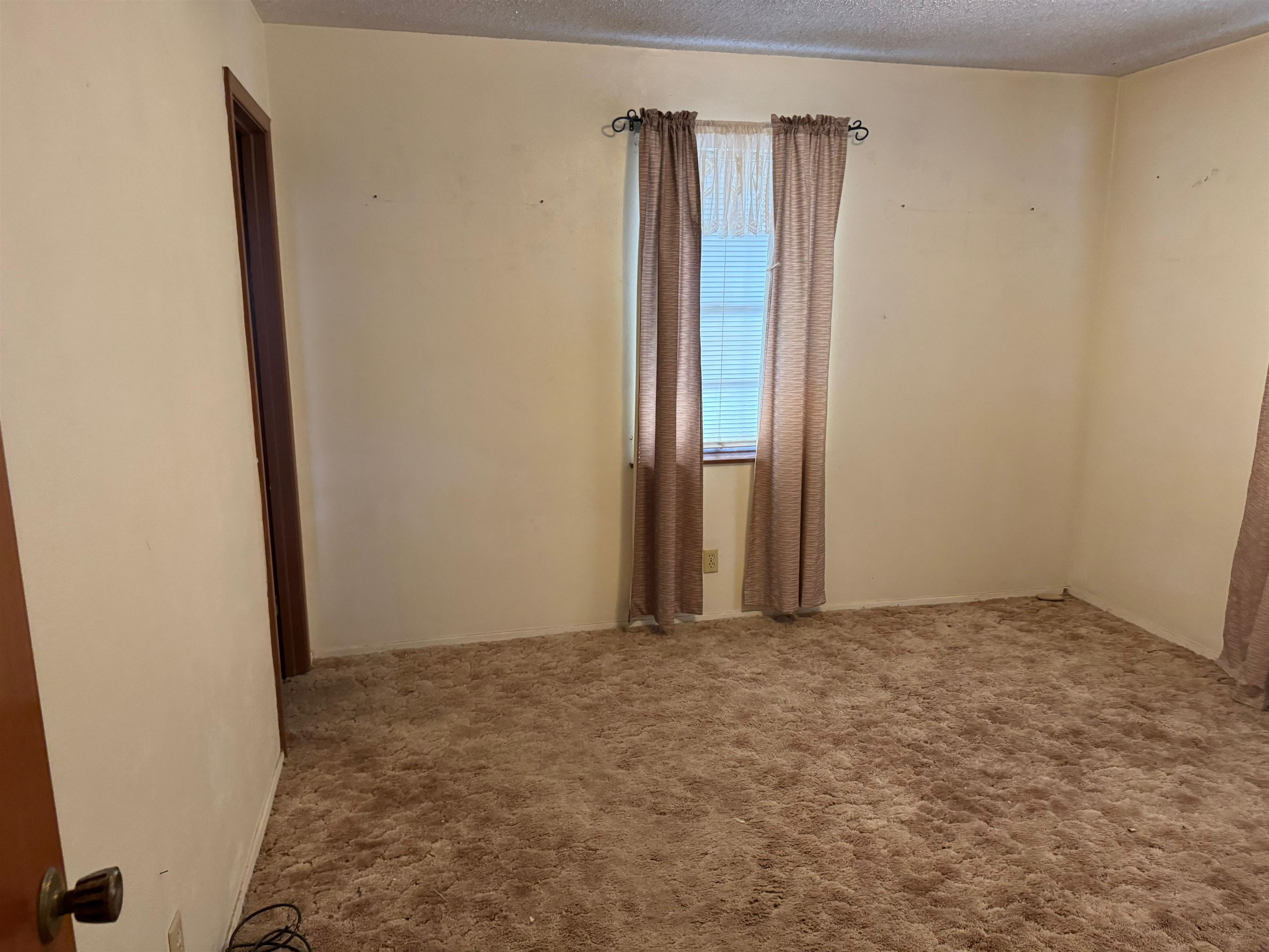 703 W Viggo St Property Photo 15