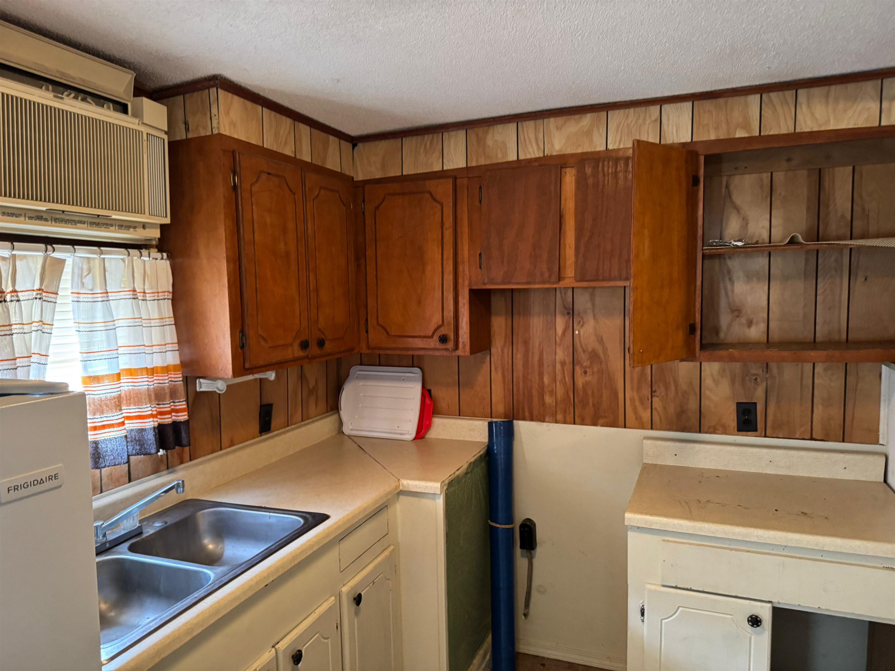 703 W Viggo St Property Photo 31