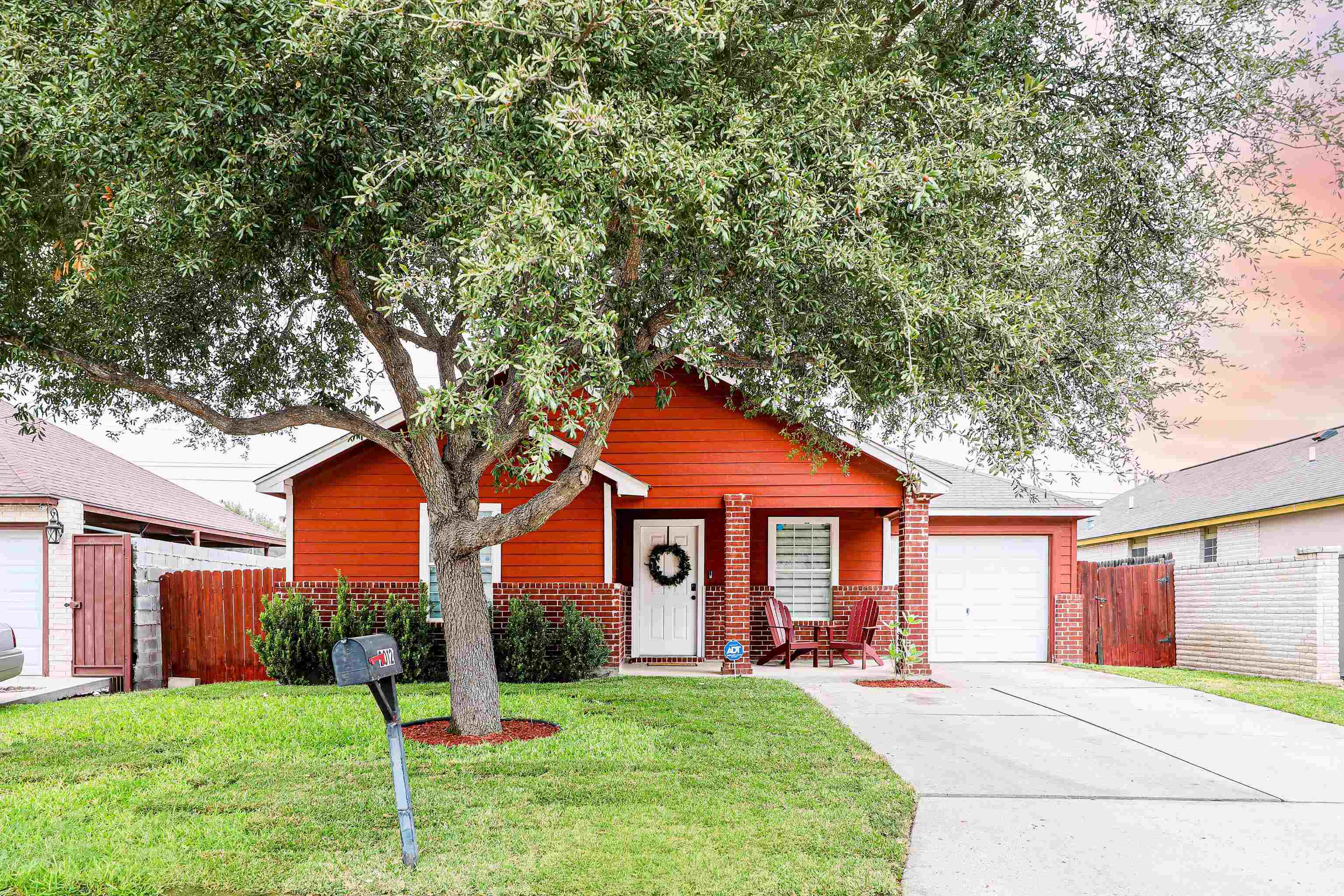 2012 Denmark Ln Property Photo 1