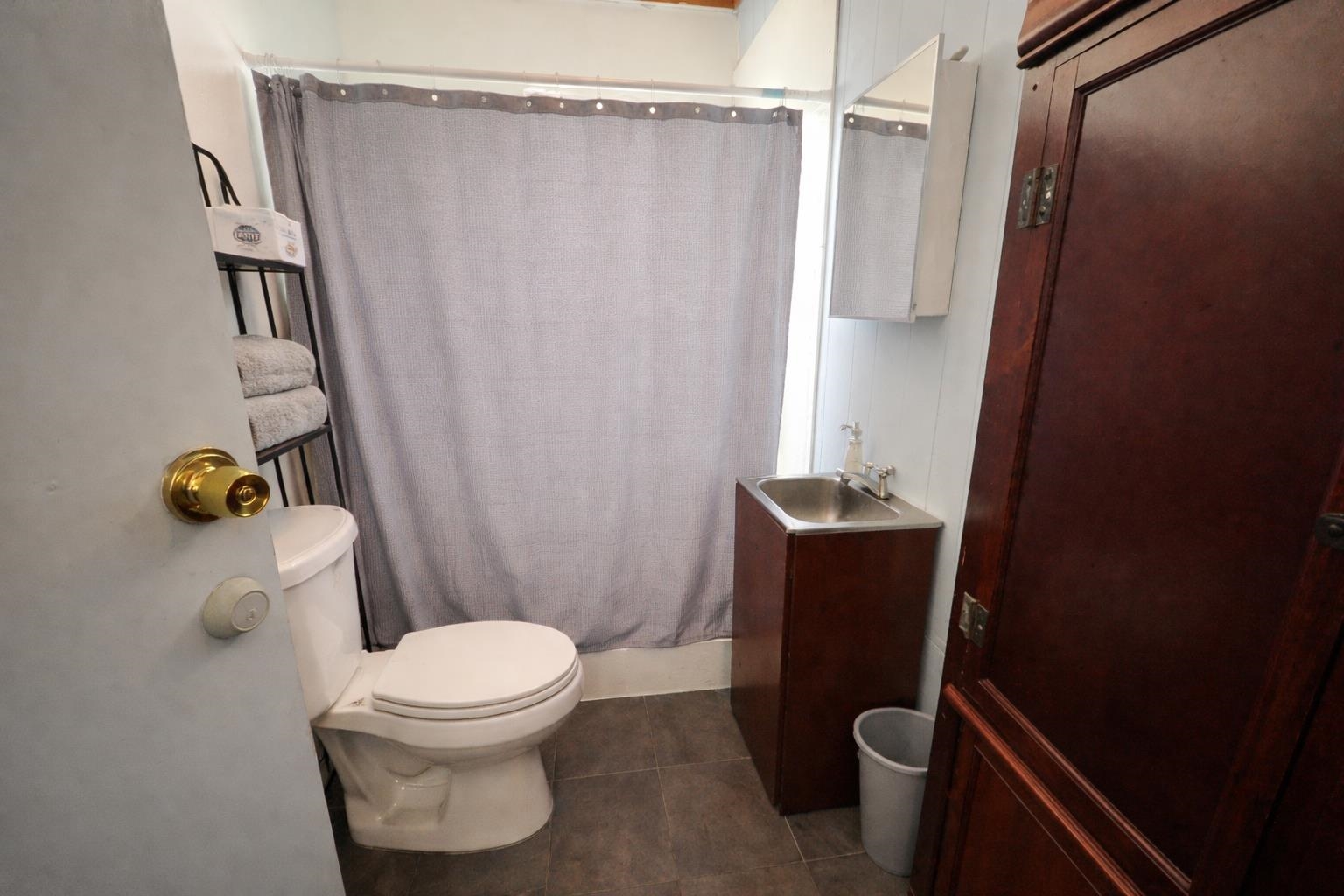1702 Elm St Property Photo 25