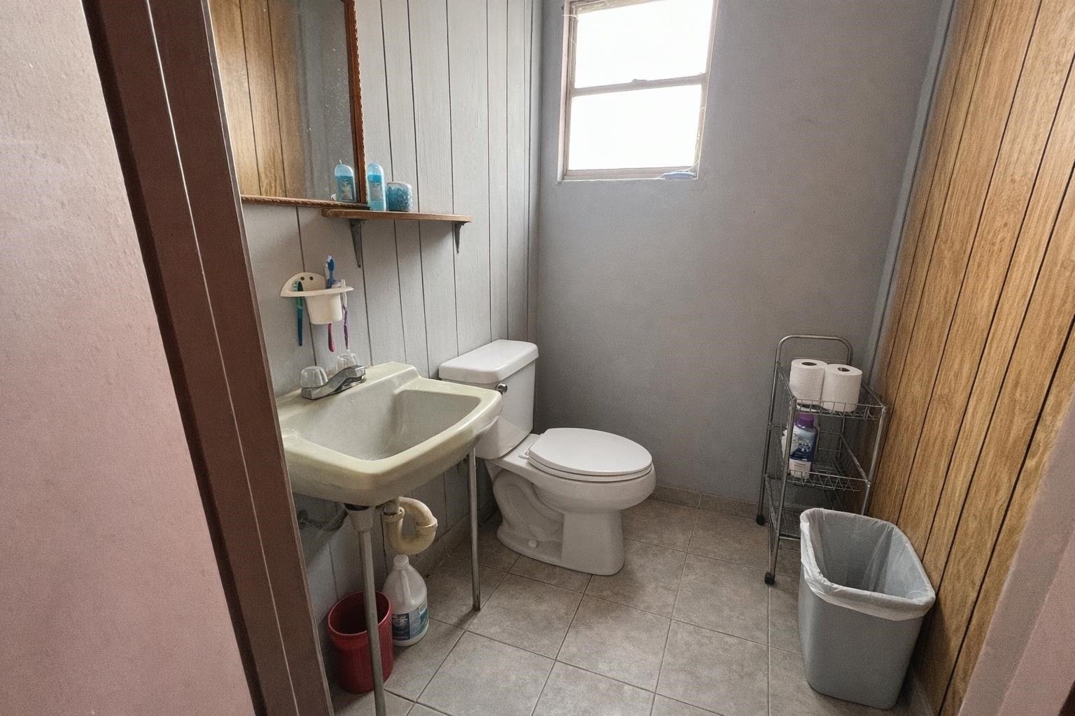 1702 Elm St Property Photo 27