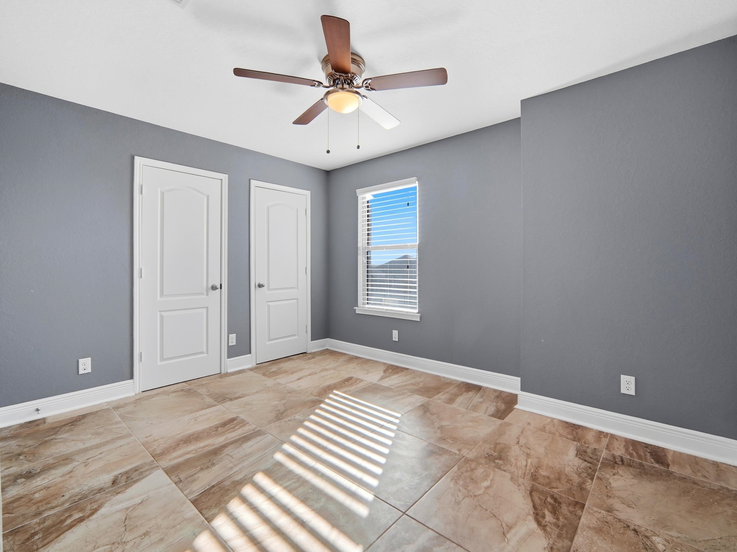 4431 Oak Roset Property Photo 19