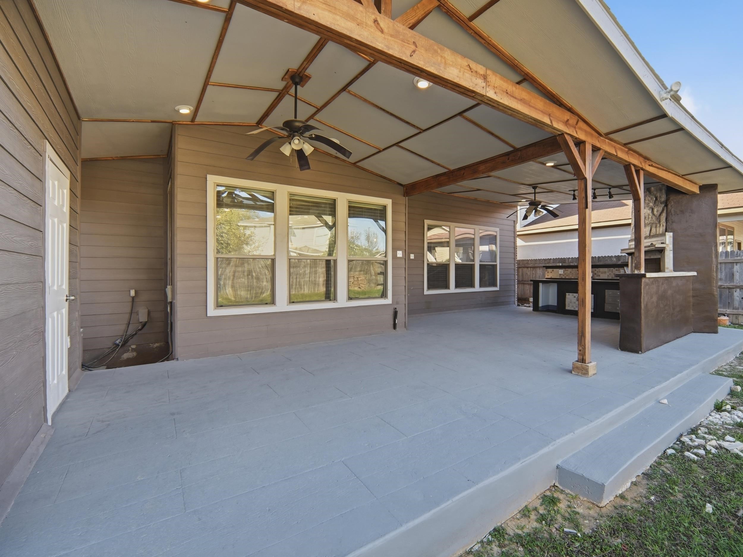 4431 Oak Roset Property Photo 26