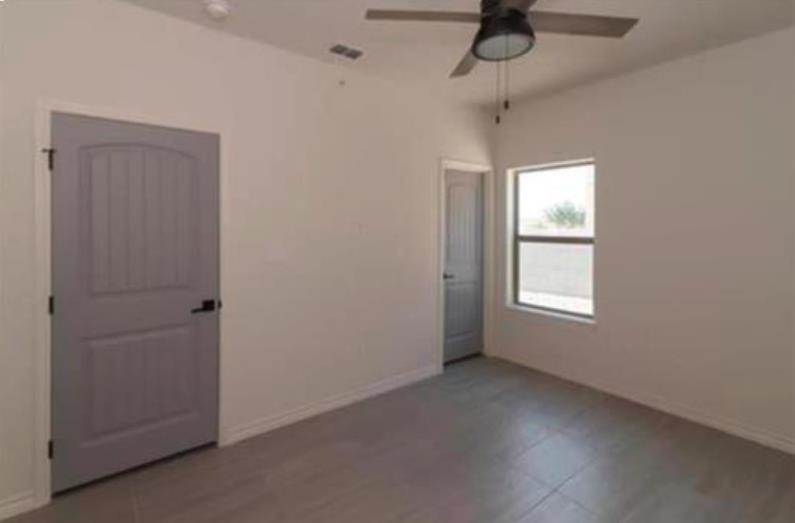 7608 Rocio Dr 16 Property Photo 6