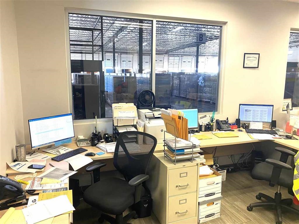 405 Logistic Dr Property Photo 2