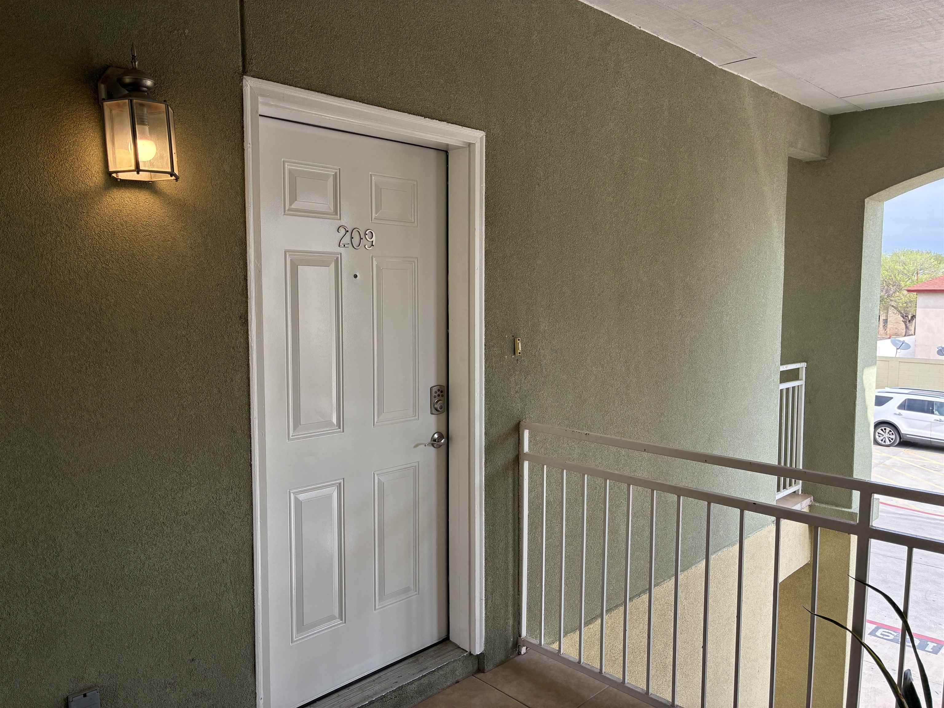 5402 Marcella Ave #209B Property Photo 1