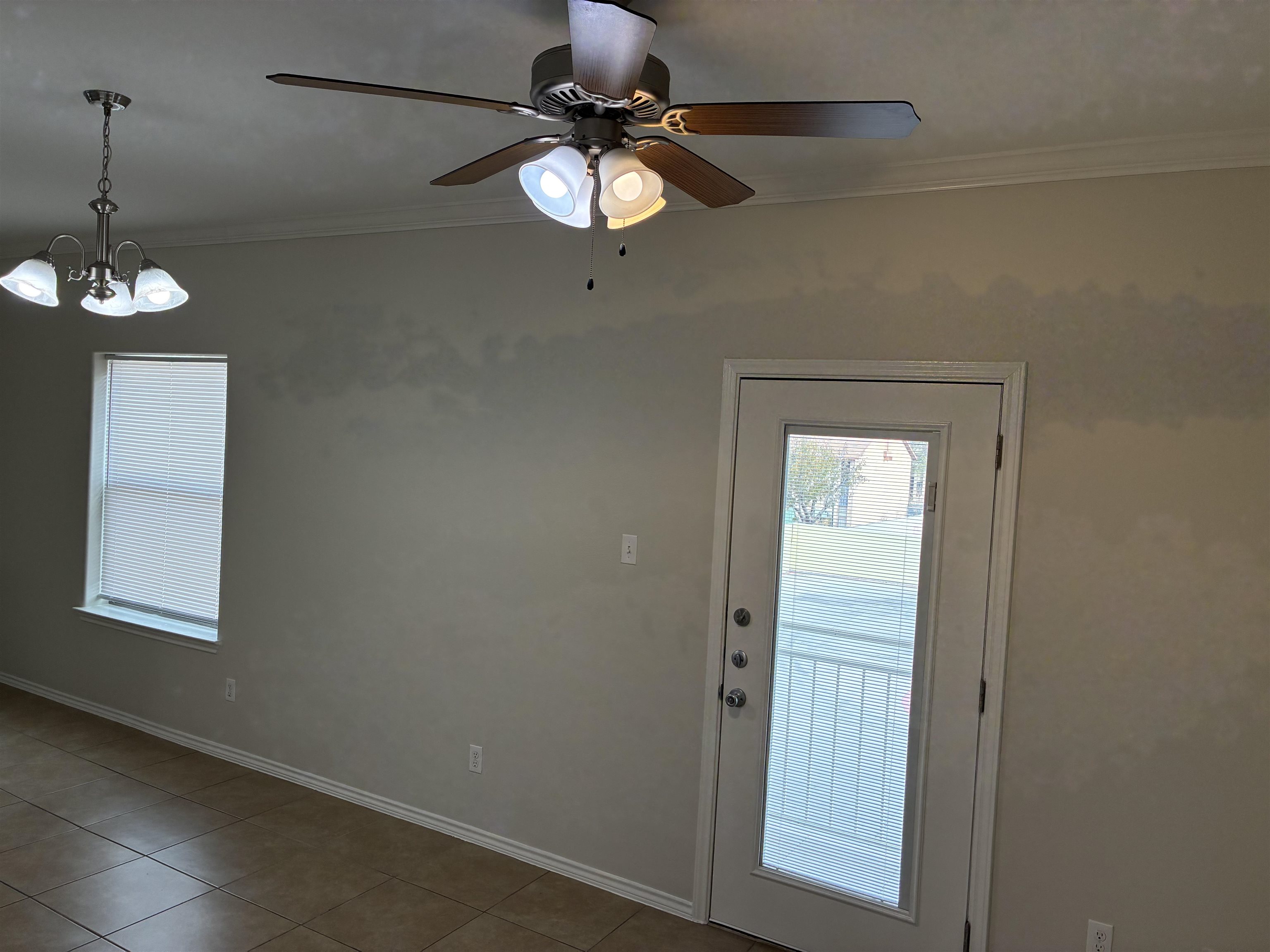 5402 Marcella Ave #209b Property Photo 3