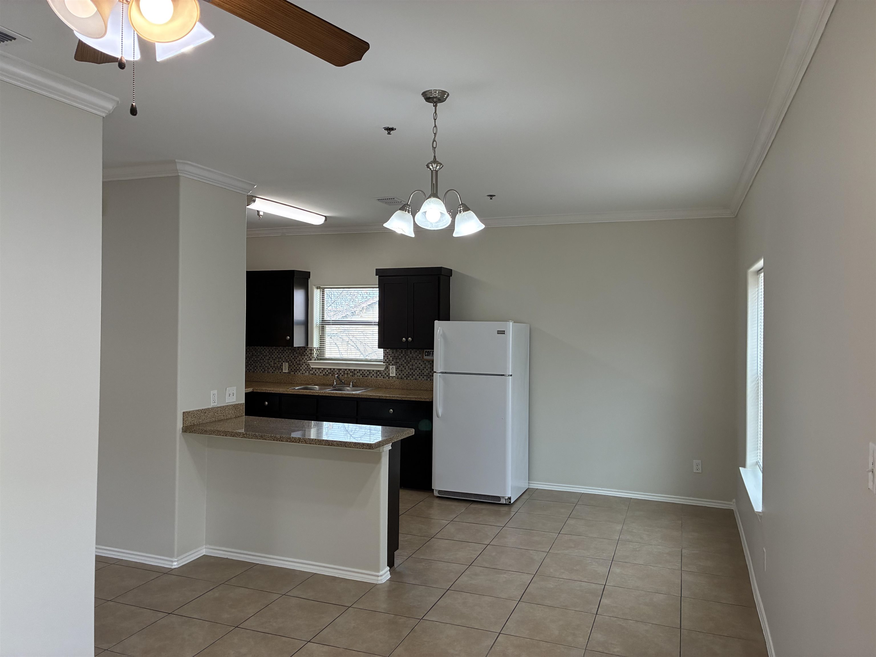 5402 Marcella Ave #209b Property Photo 4