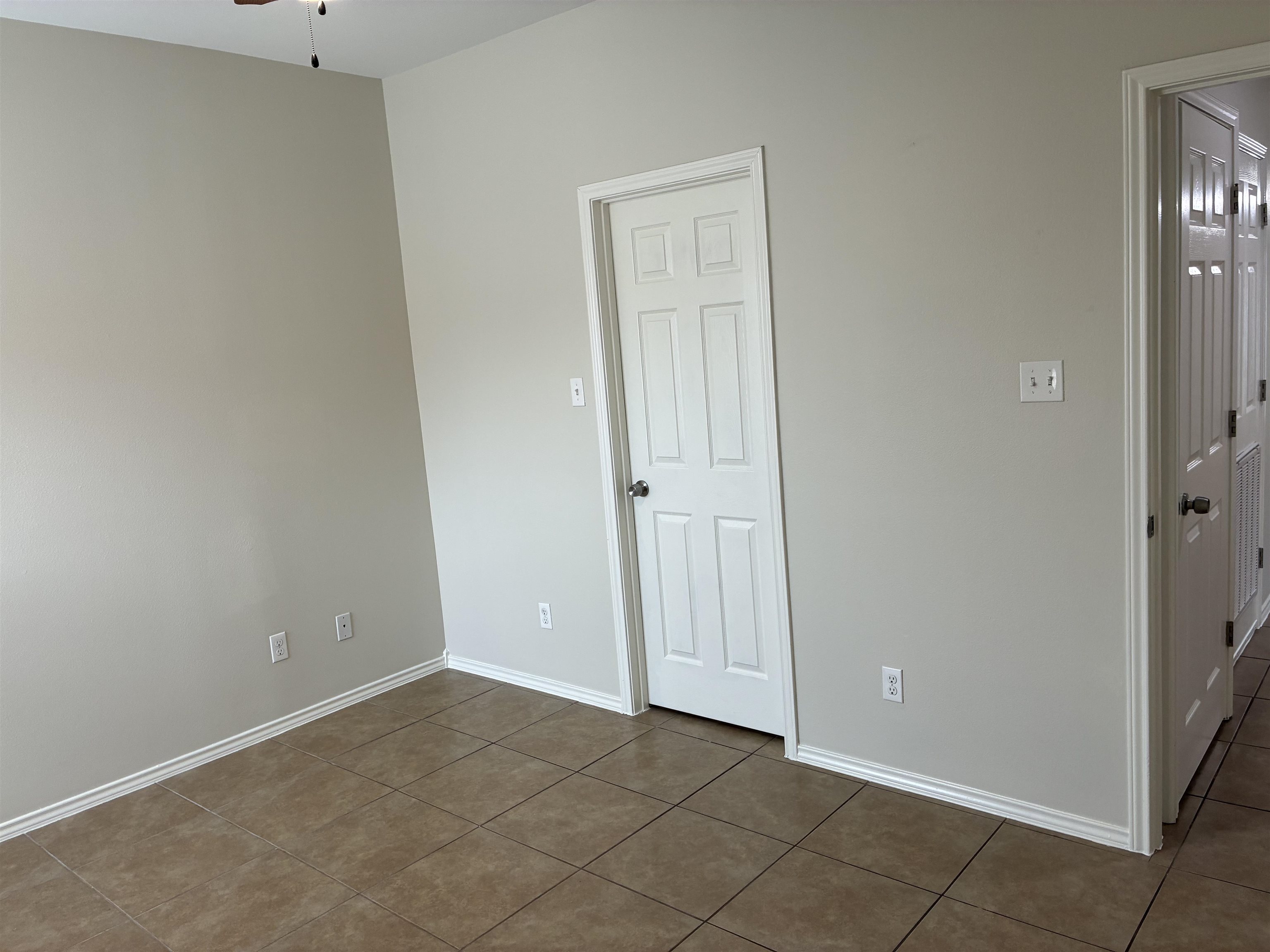 5402 Marcella Ave #209b Property Photo 14