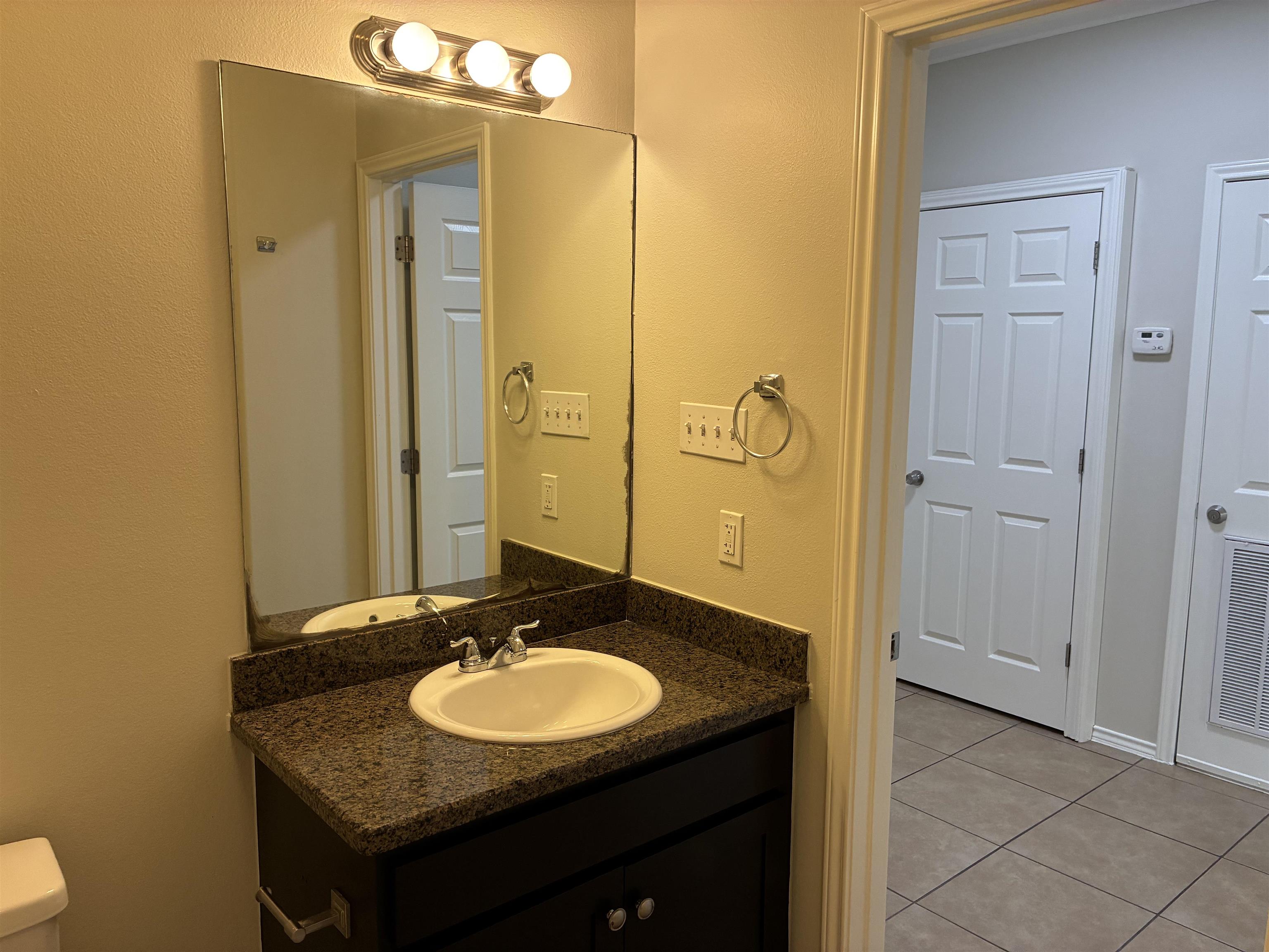 5402 Marcella Ave #209b Property Photo 16
