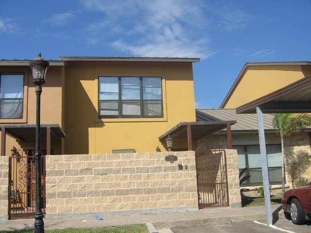 1609 Saldana Ave 327 Property Photo 1
