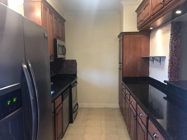 1609 Saldana Ave 327 Property Photo 5