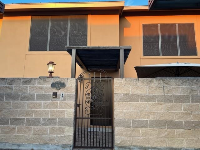 1609 Saldana Ave 108