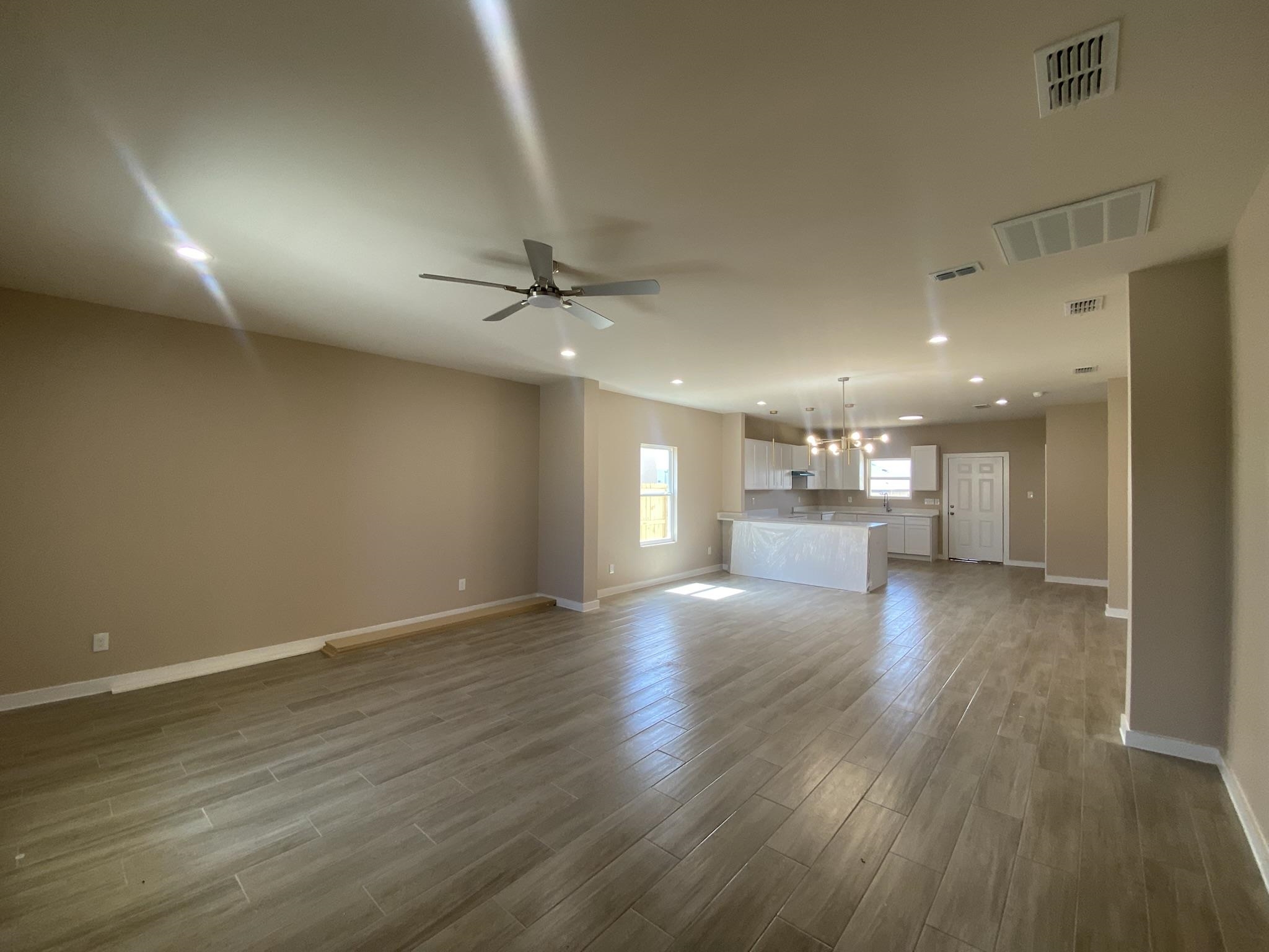 5218 Curuba Dr. Property Photo 3