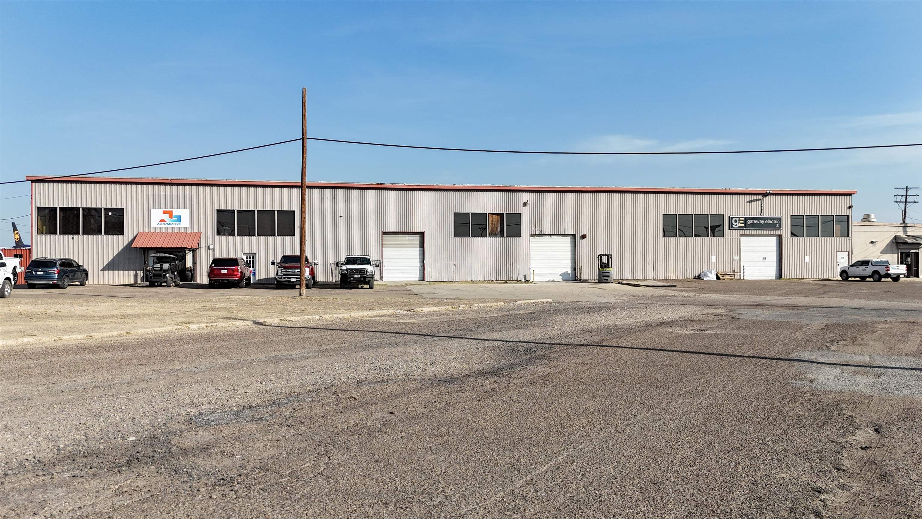 2015 Pappas St Property Photo 4